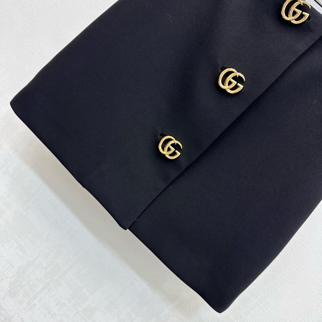 26NEW Collared Logo Short Jacket + High-Waisted Logo Button Skirt