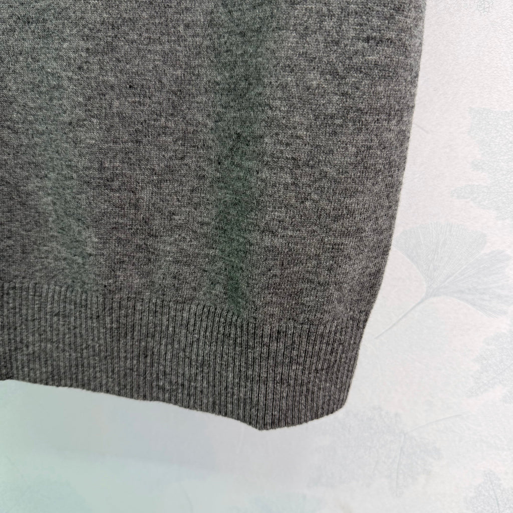 26NEW Knitted Short-Sleeve Top