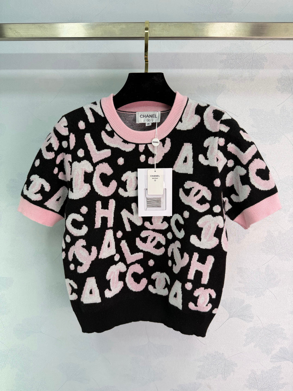 26NEW Short-Sleeve Knitwear