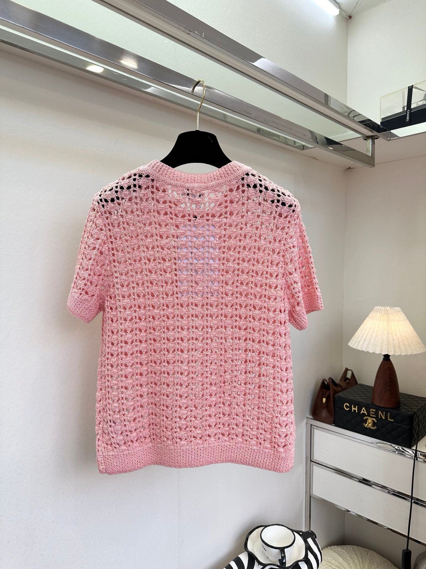 26NEW French-style openwork knit top