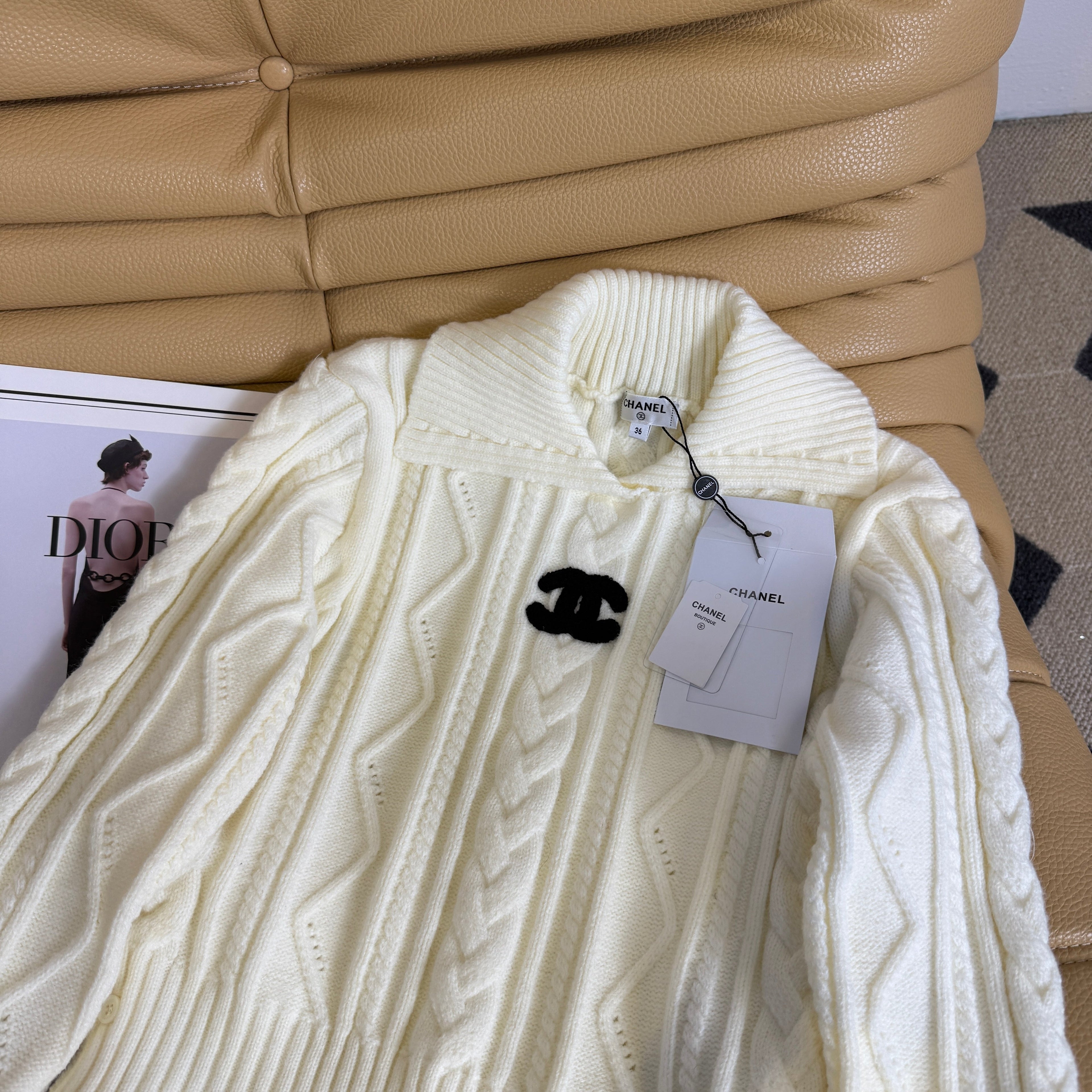 26NEW French White Cable Knit Sweater