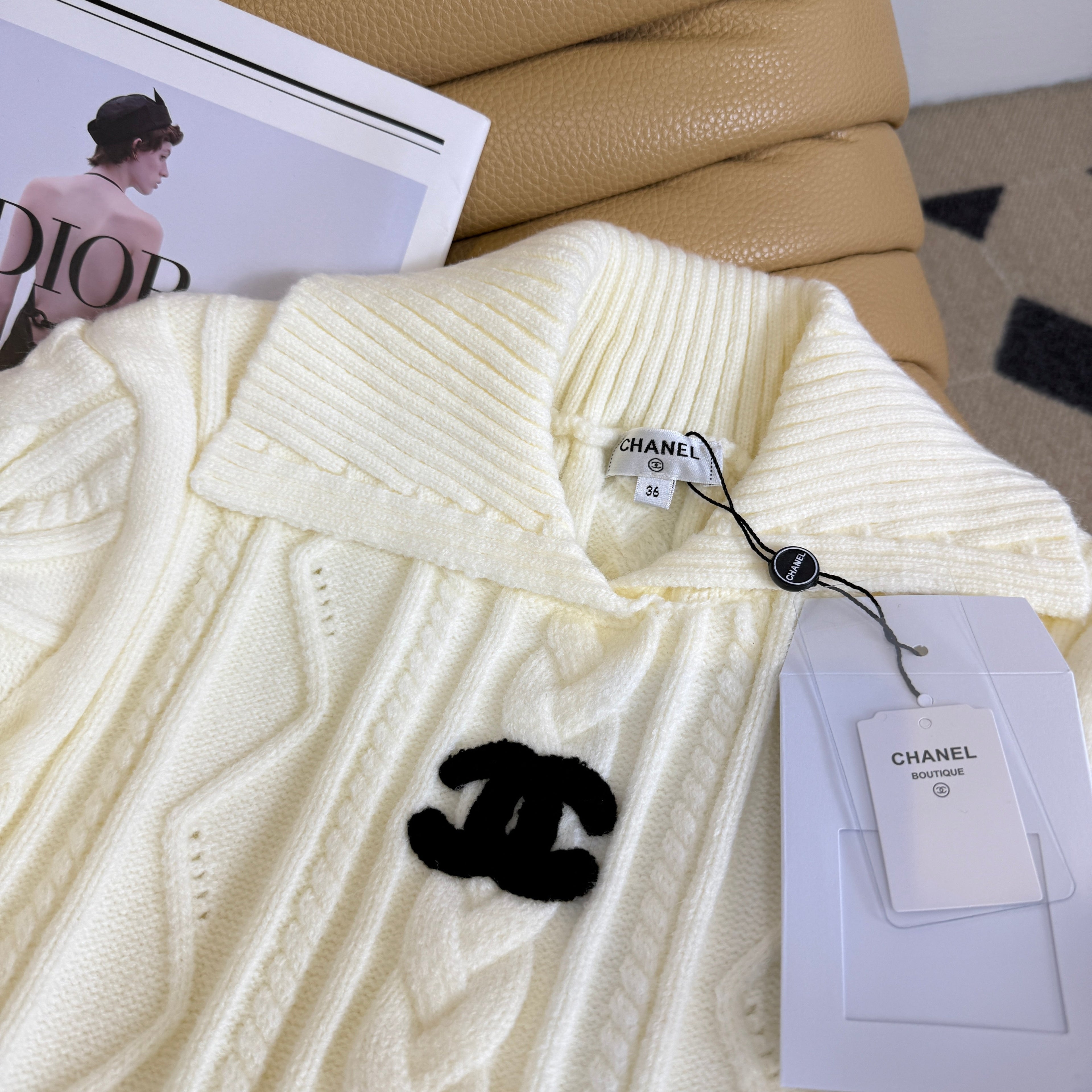 26NEW French White Cable Knit Sweater