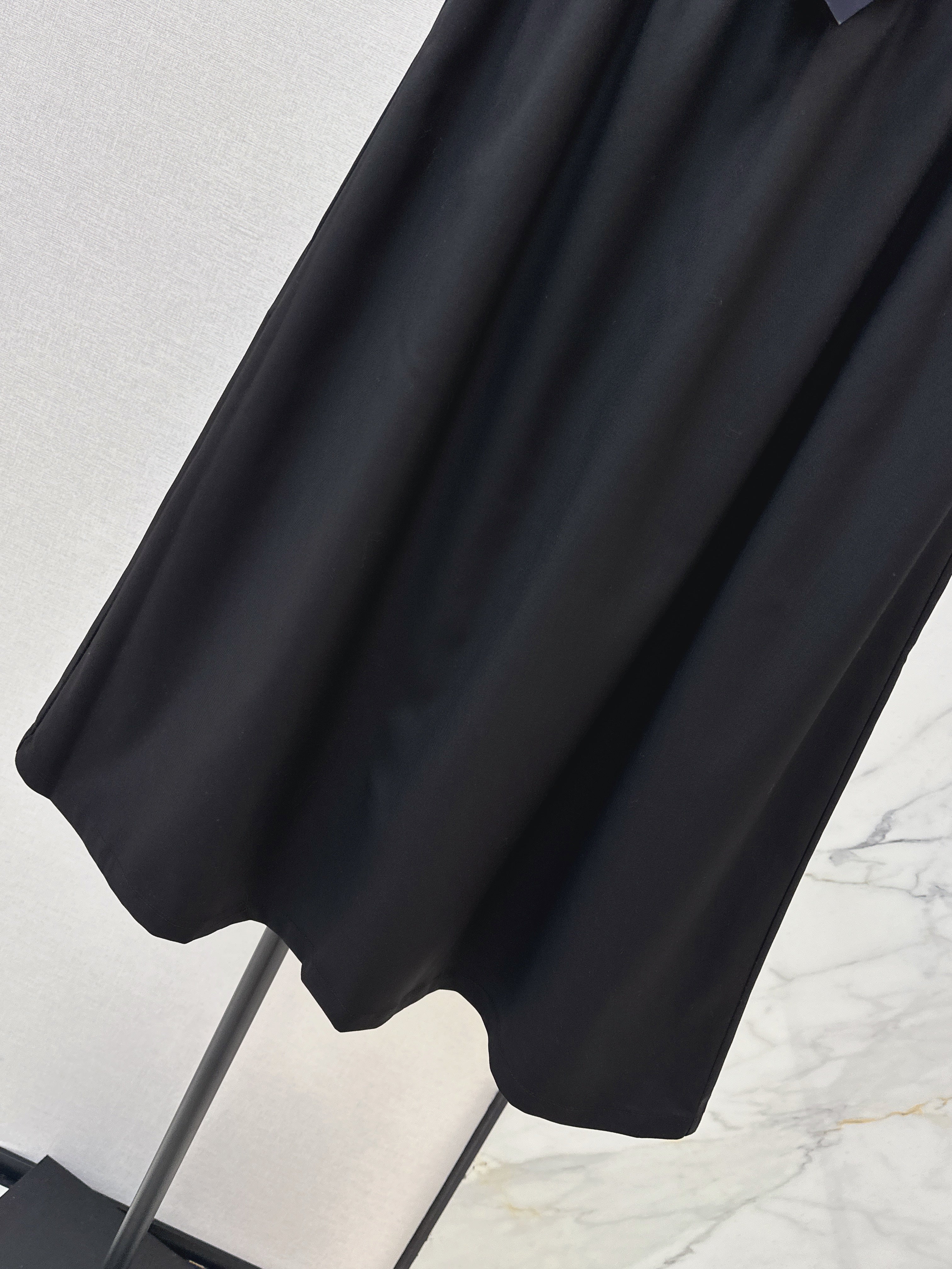 26NEW Classic Triangle Logo Nylon Midi Skirt