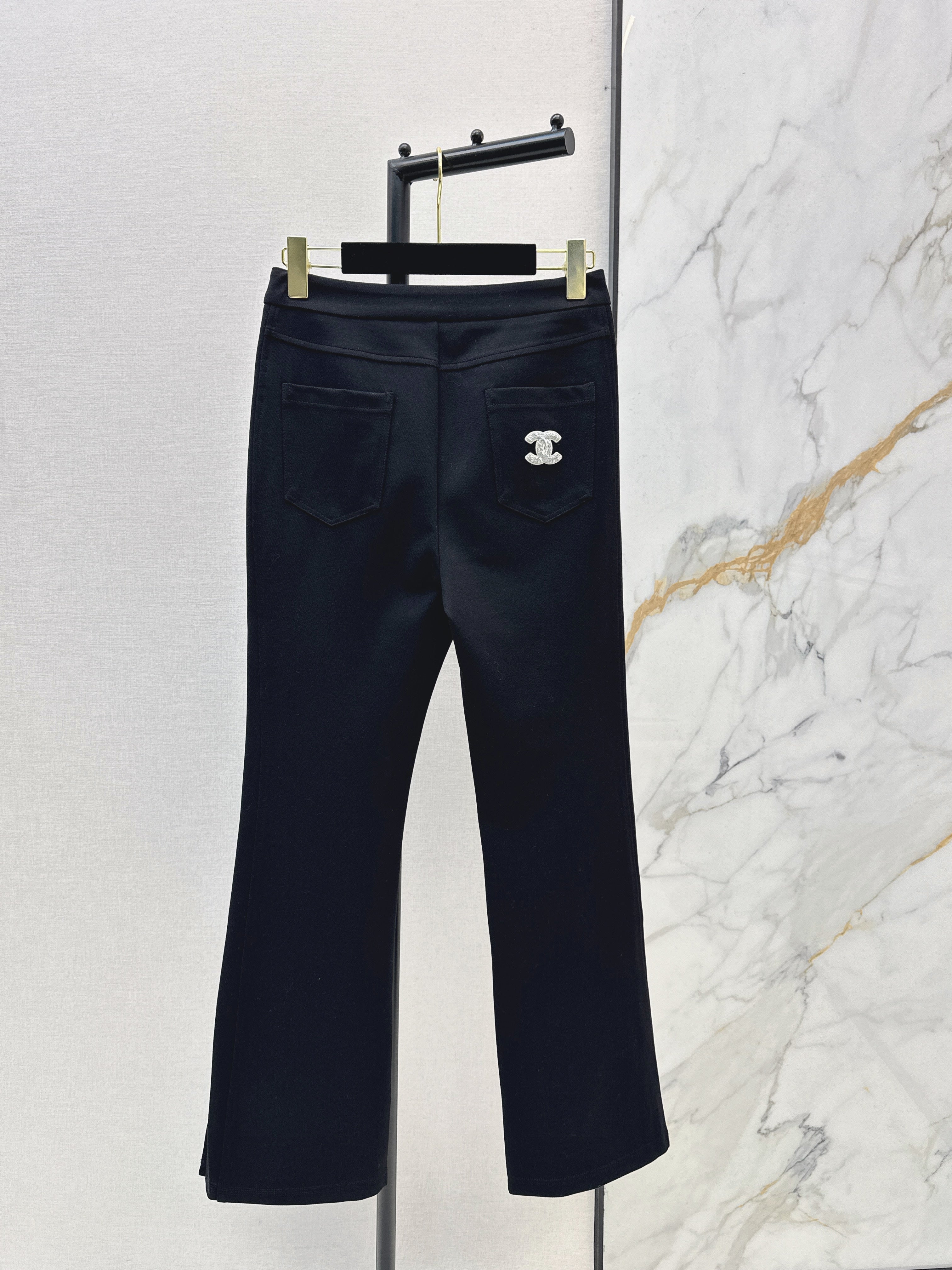 26NEW High-Waisted Flare Trousers
