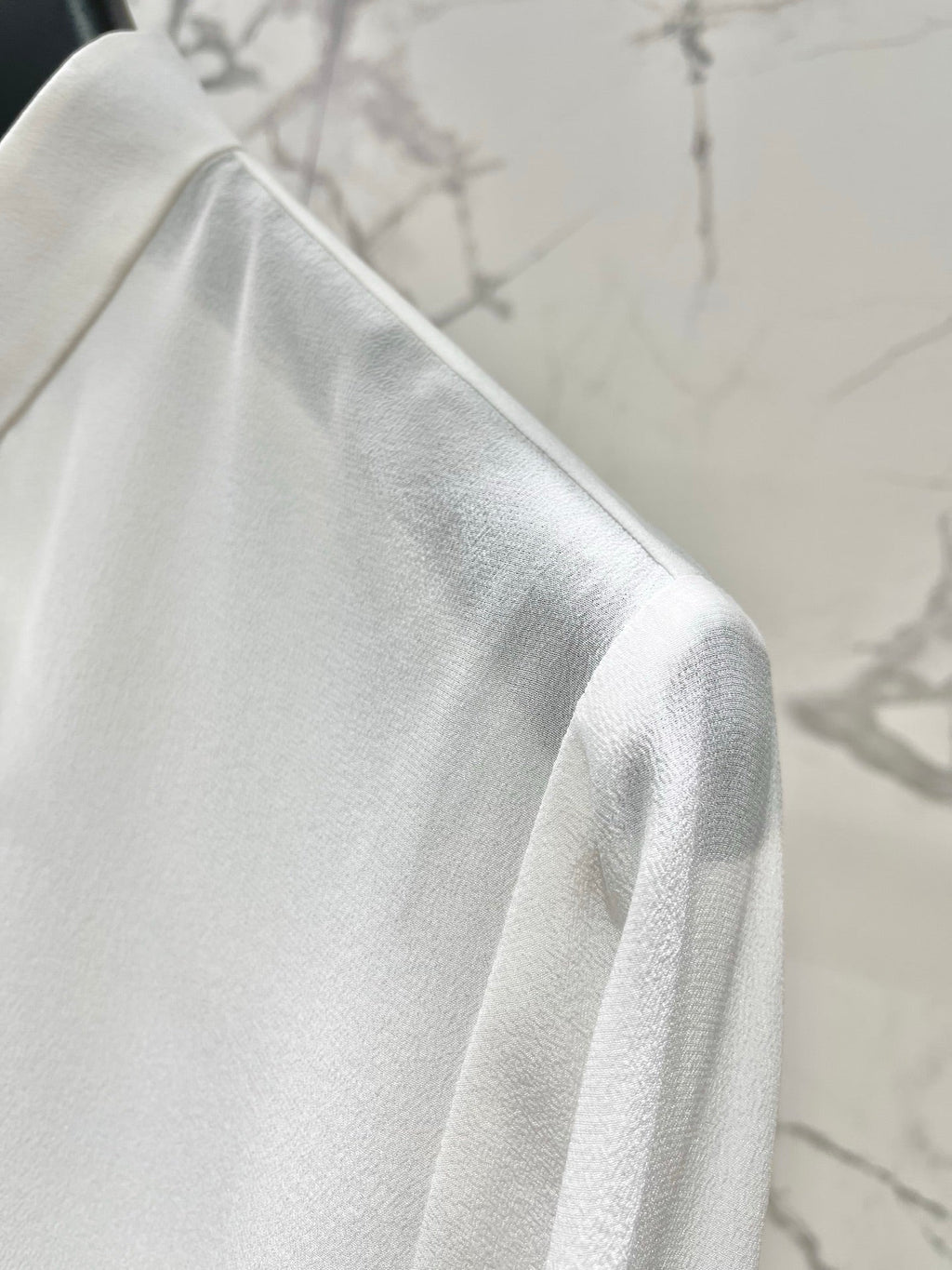 26NEW Silk Ruffle Shirt