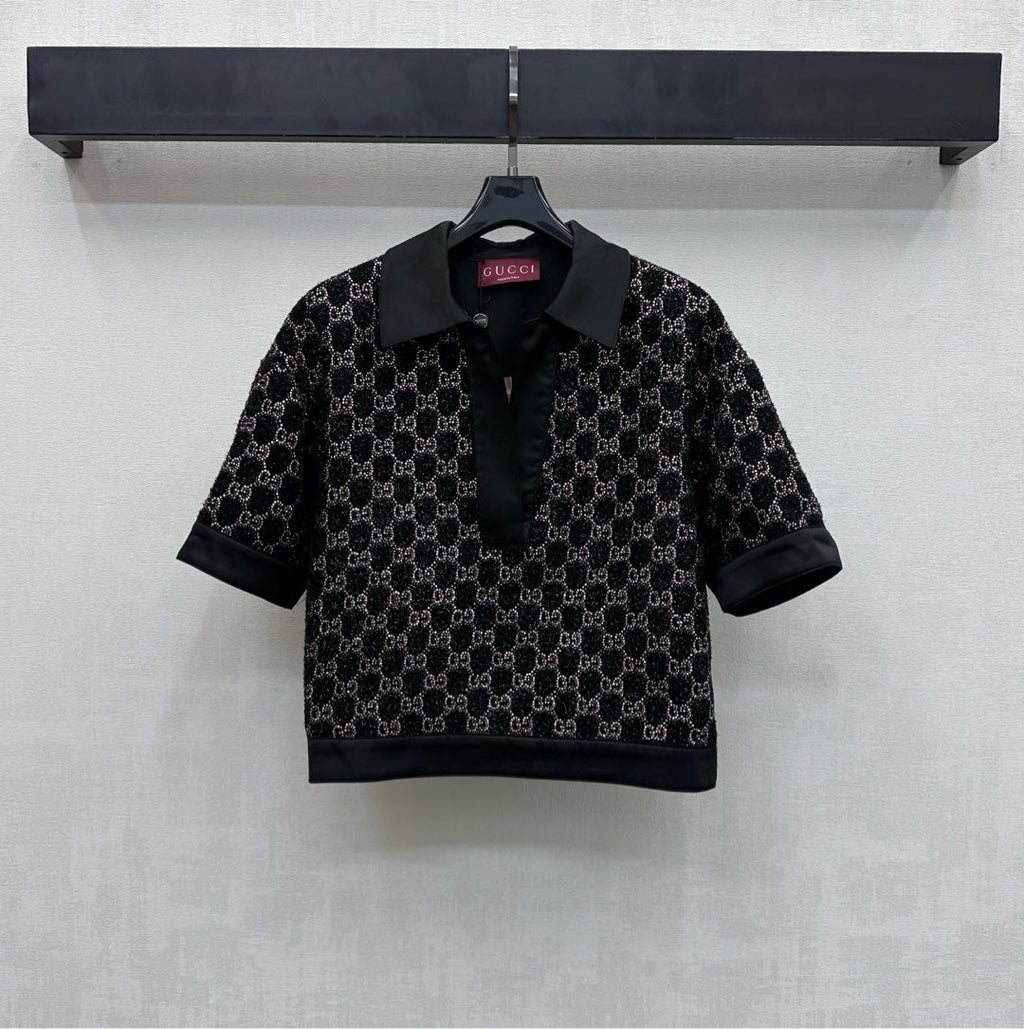 26NEW heavy-duty rhinestone short-sleeved top + high-waisted shorts