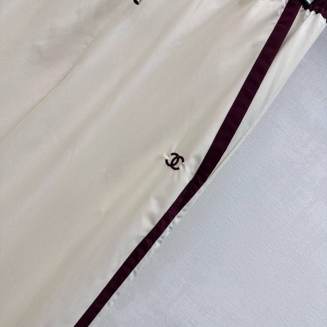 26NEW color-blocked shirt + trousers + vest