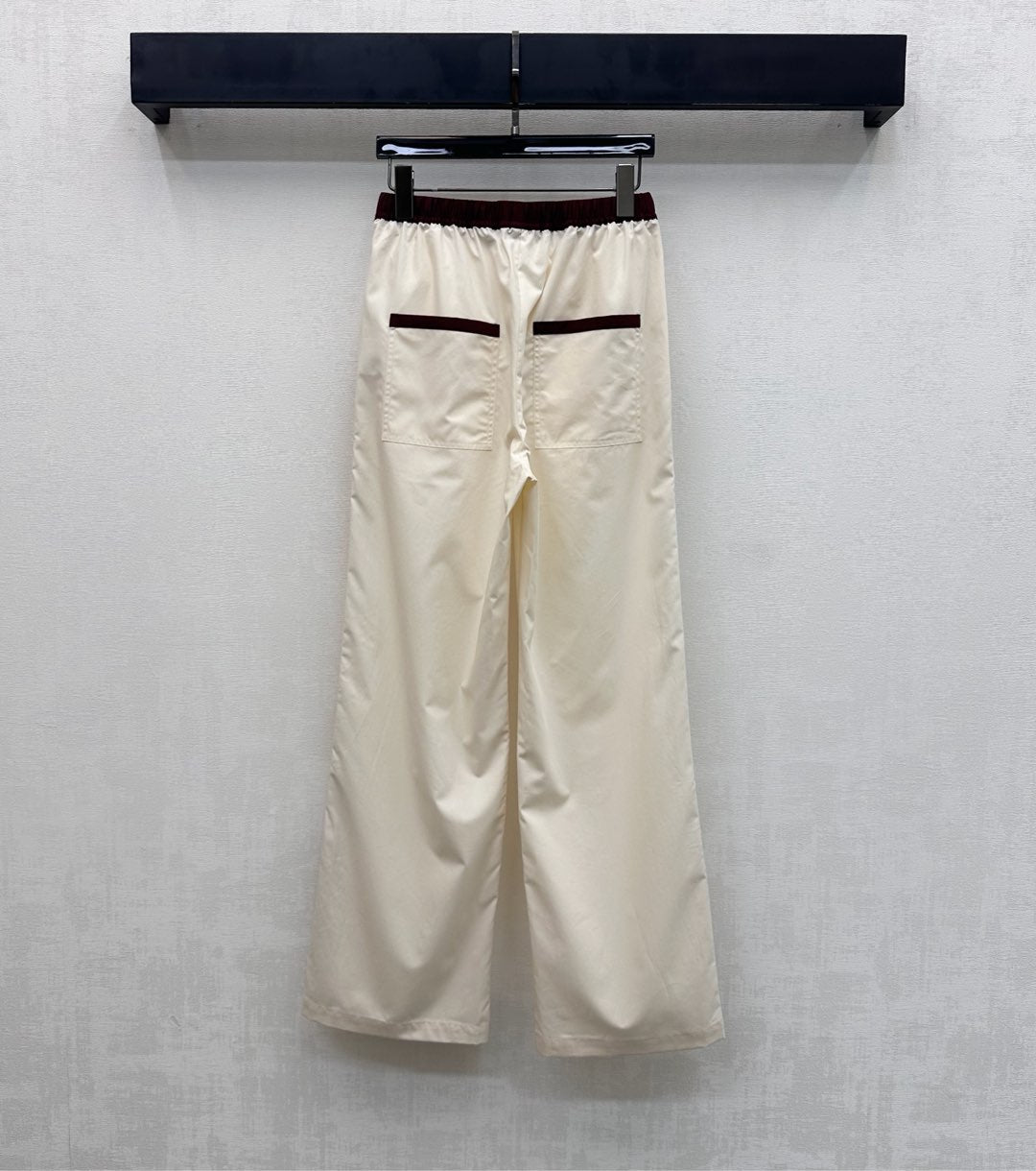 26NEW color-blocked shirt + trousers + vest