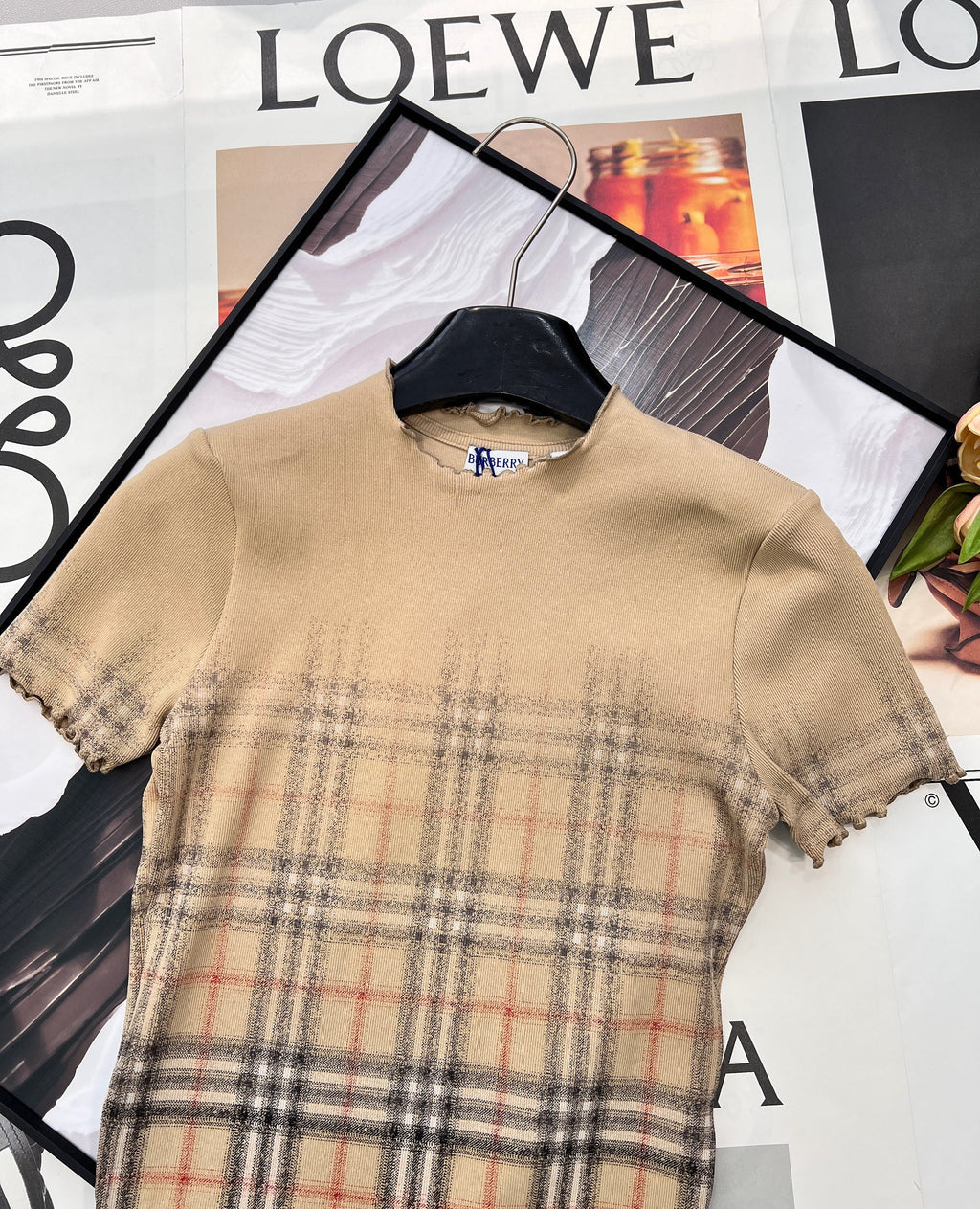 26NEW Gradient Plaid Wavy Edge Fitted Short-Sleeve T-Shirt