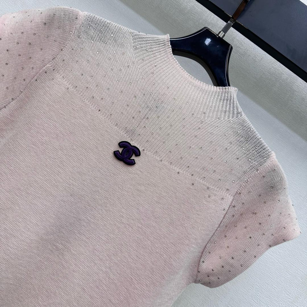 26NEW Logo Flutter Sleeve Knit