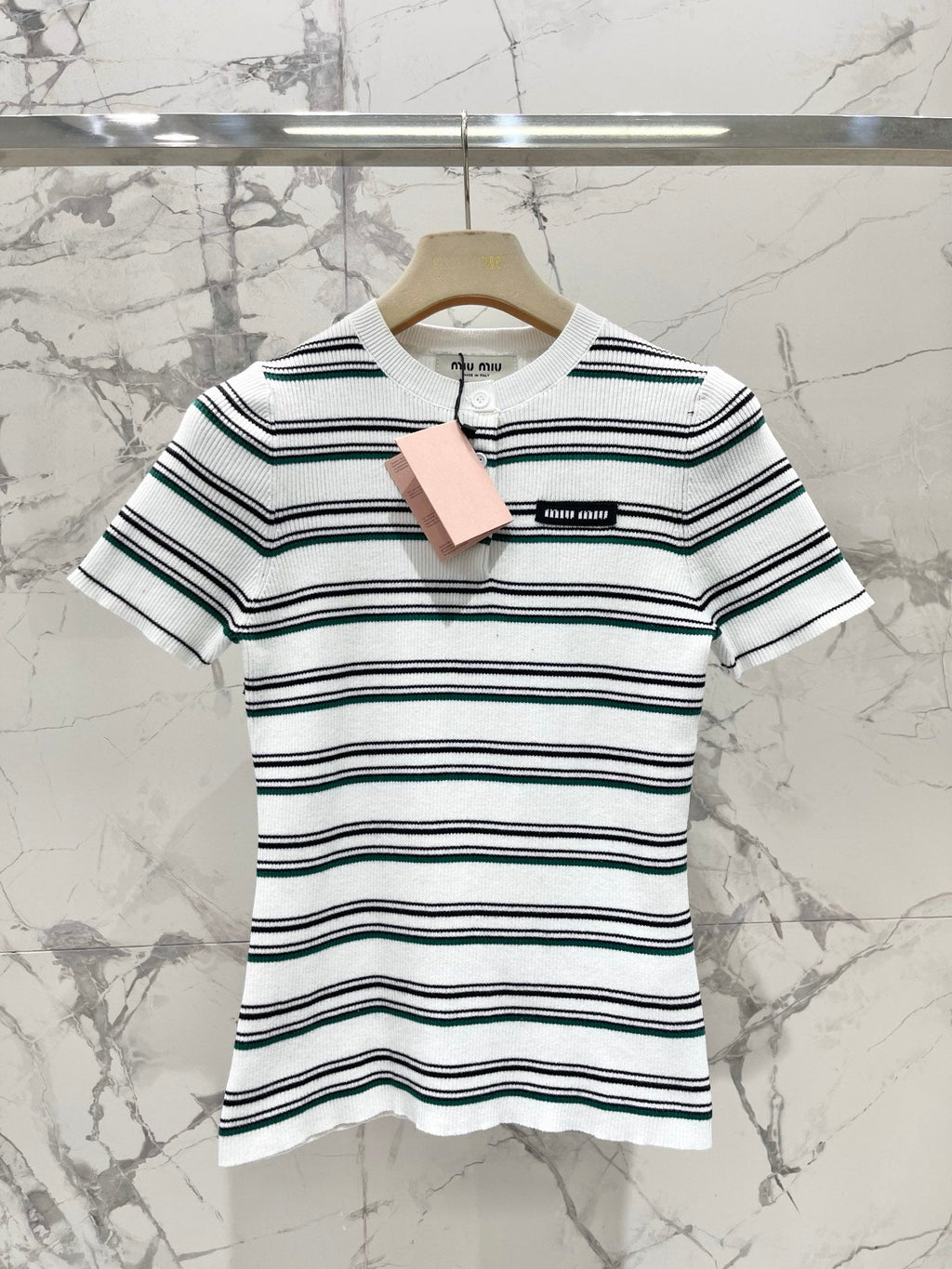 26NEW striped short-sleeved knit sweater