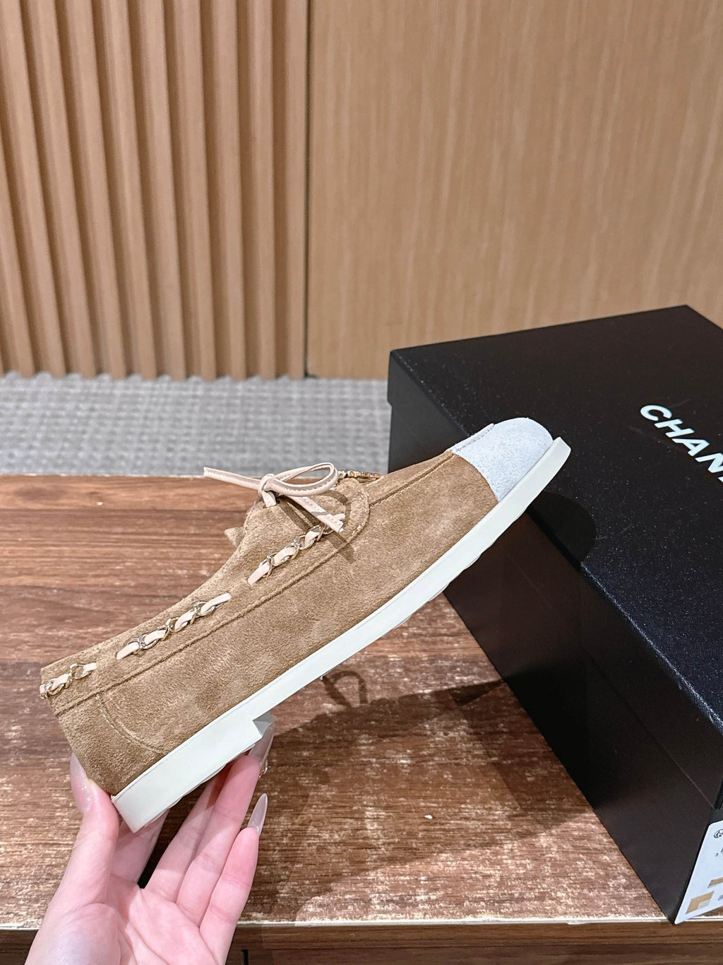 26NEW Color Block Suede Loafers