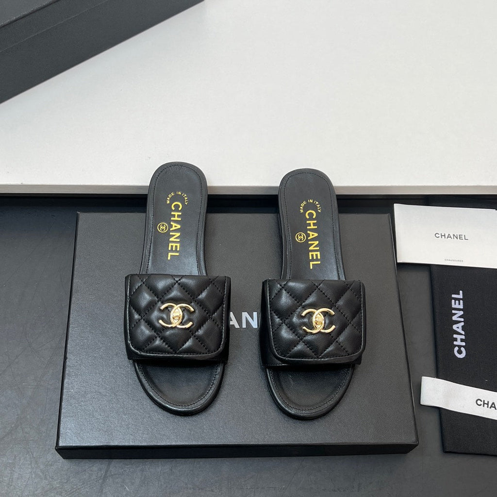 26NEW Sandals