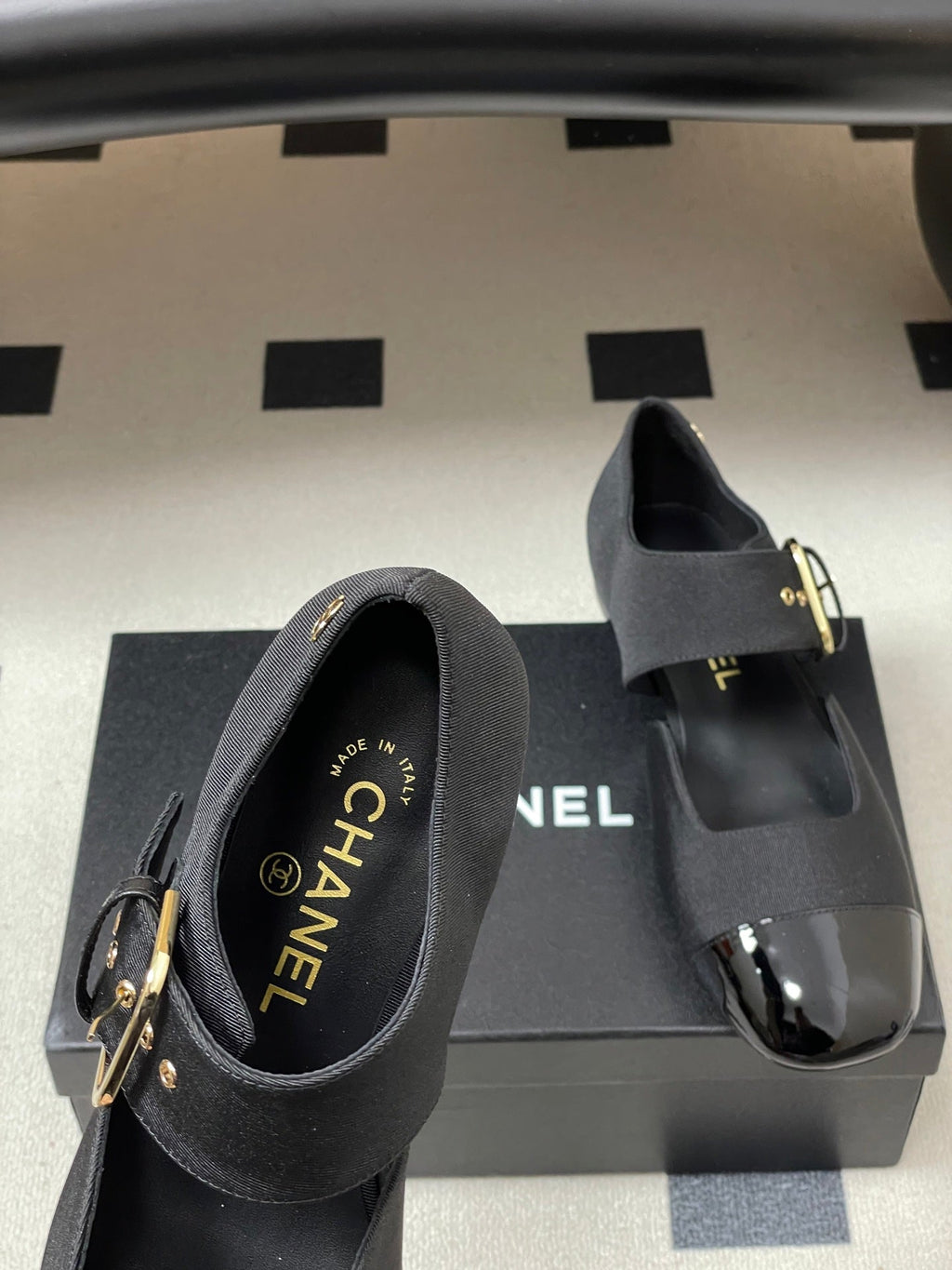 26NEW square-toe Mary Jane shoes