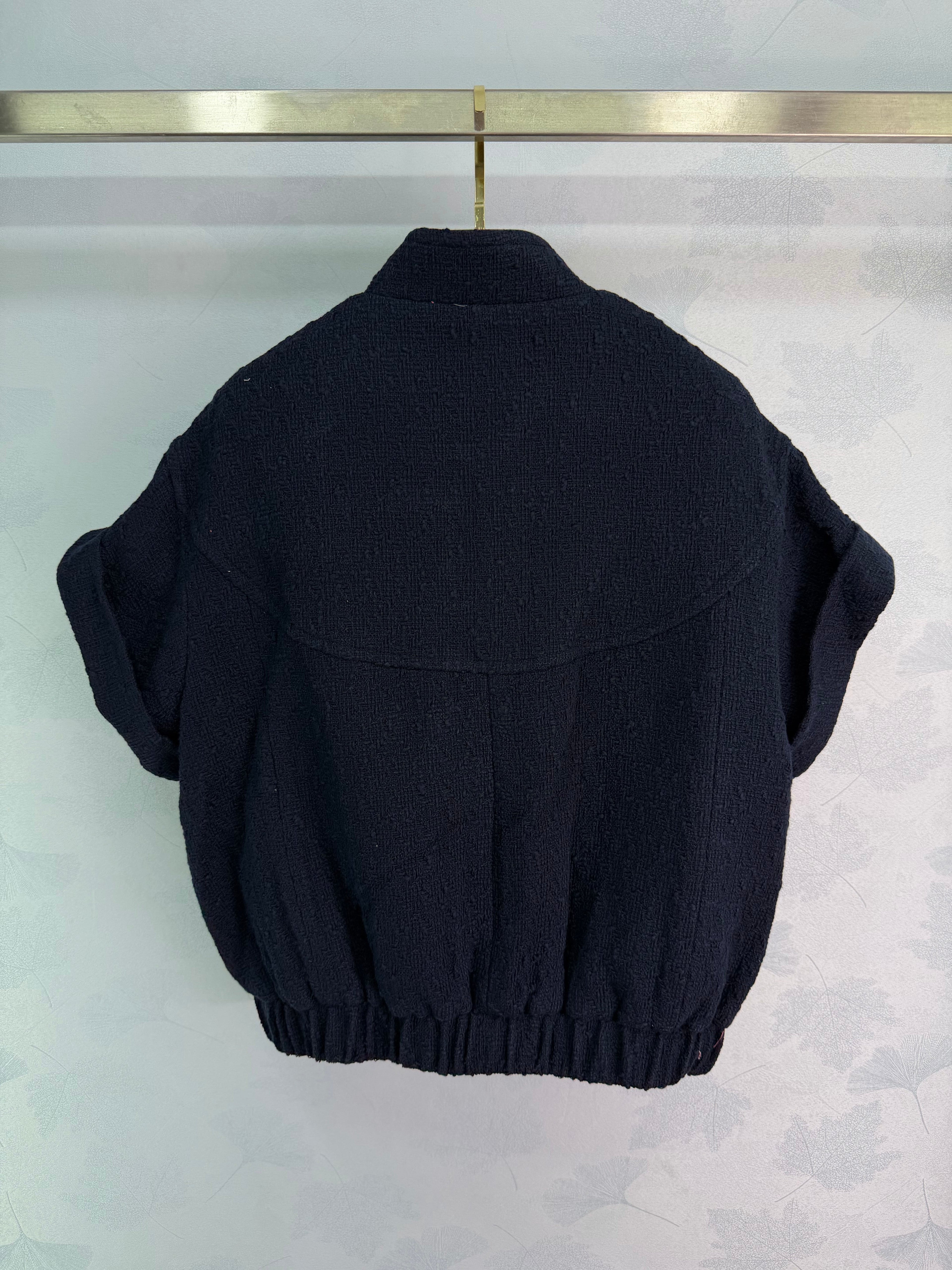 26NEW Early Spring Resort Collection Vest