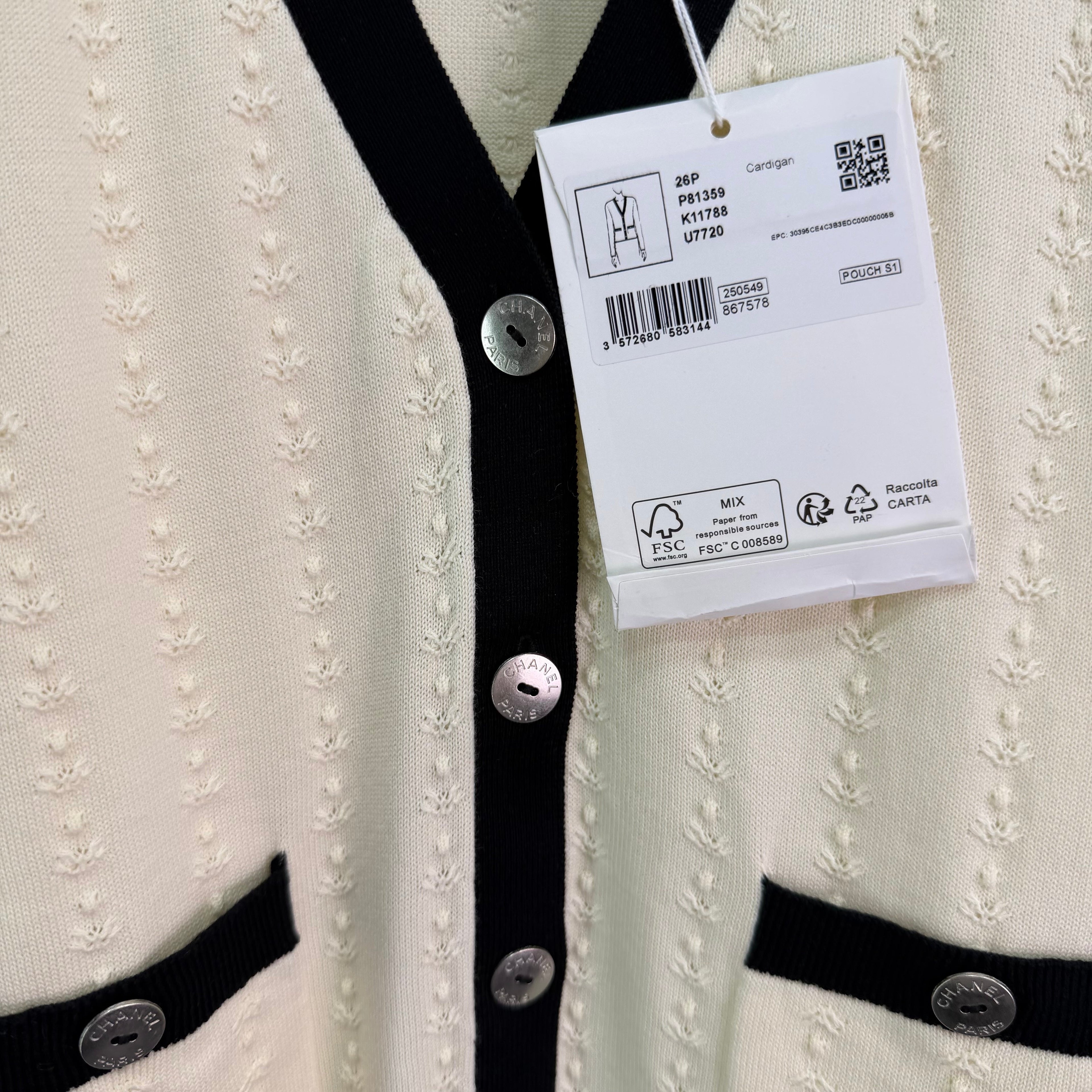 26NEW Early Spring V-neck Cardigan