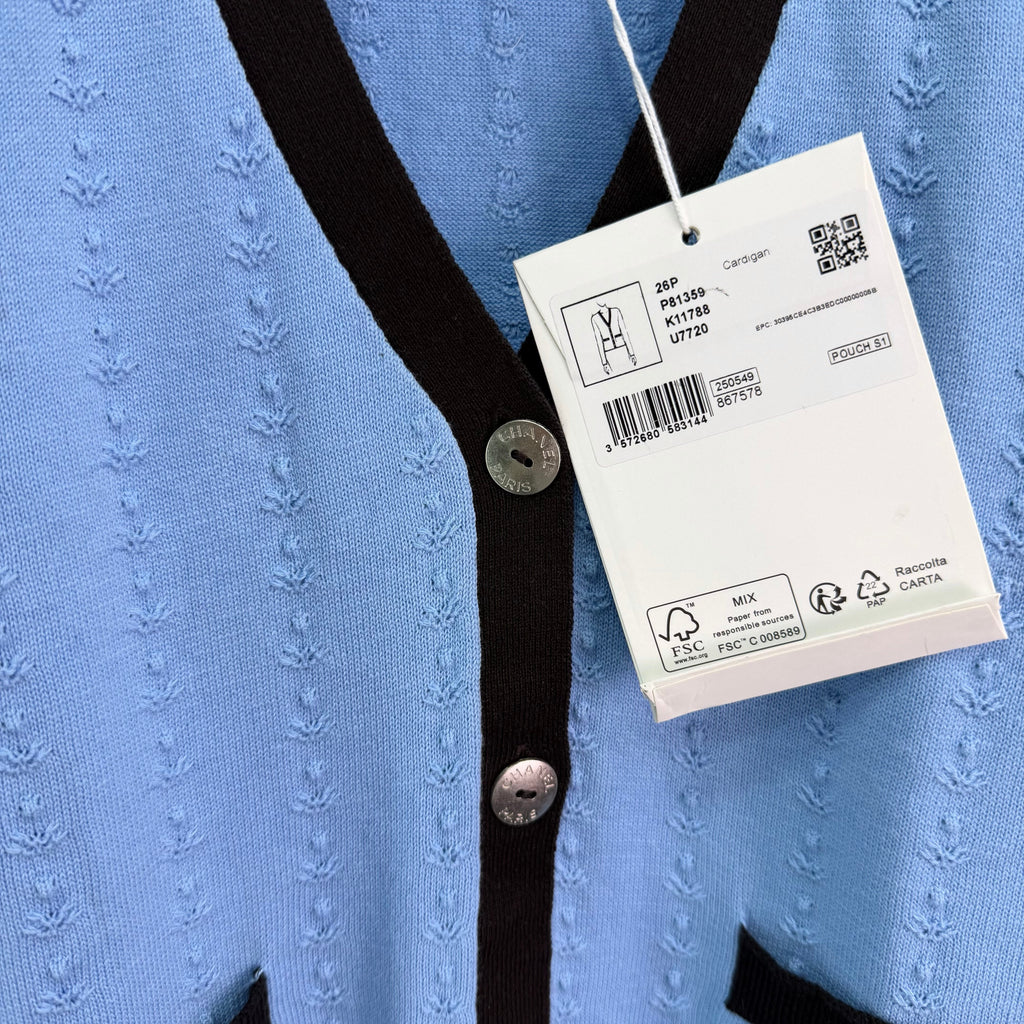26NEW Early Spring V-neck Cardigan