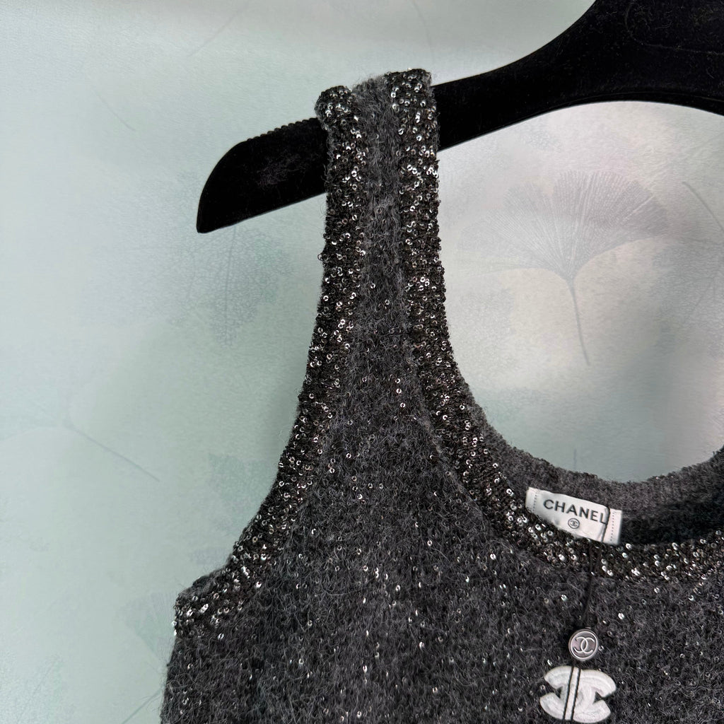 26NEW Sequined Star Dress