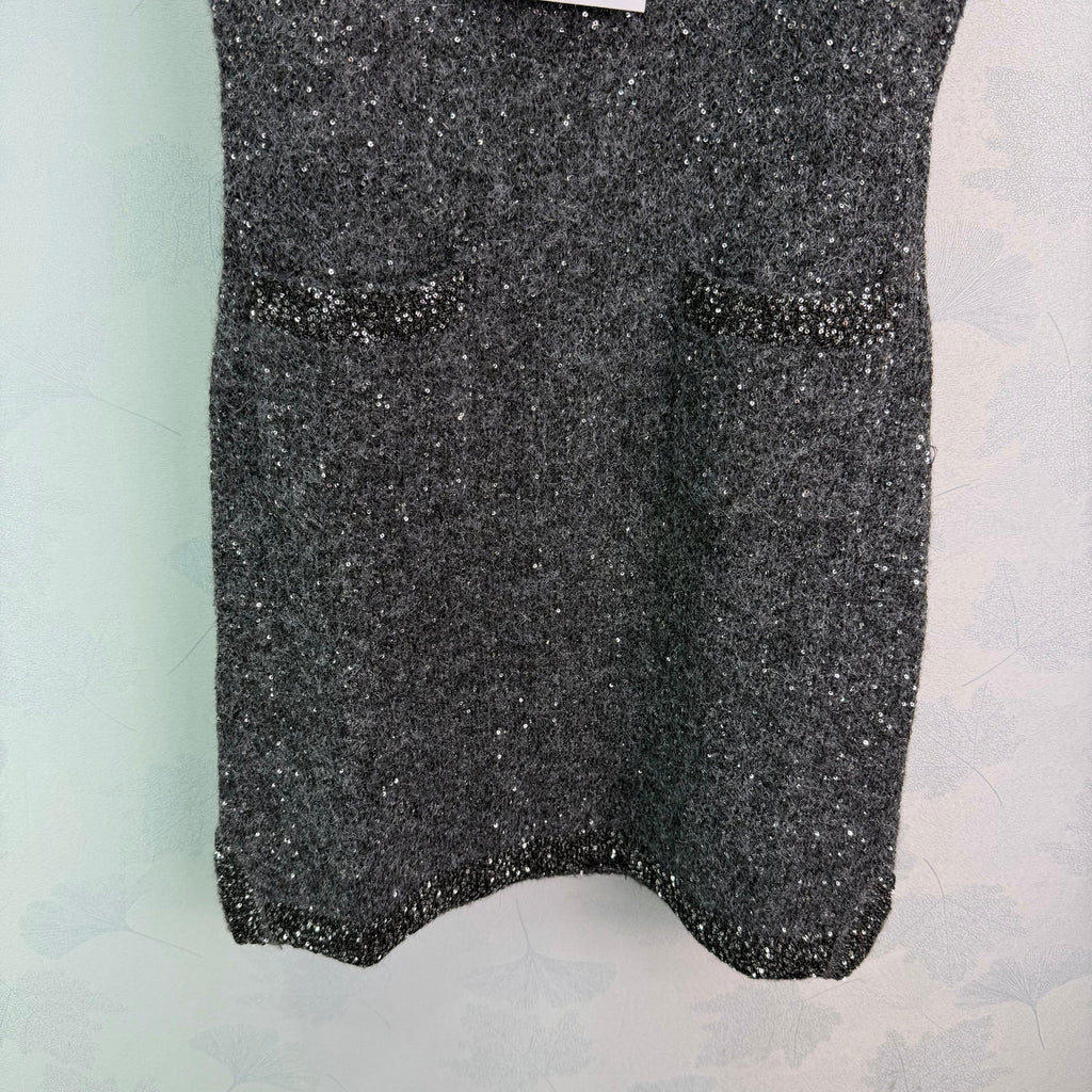 26NEW Sequined Star Dress
