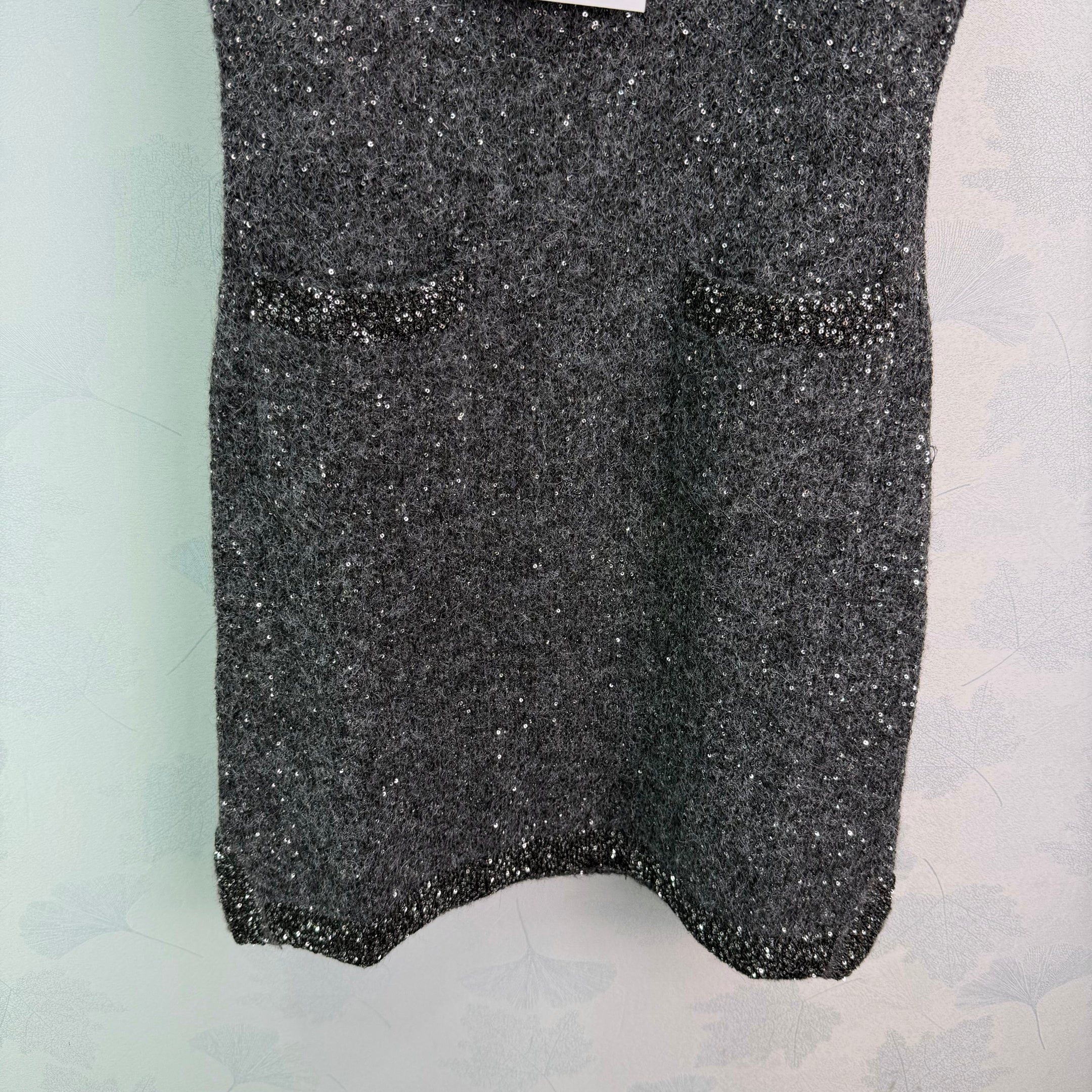 26NEW Sequined Star Dress