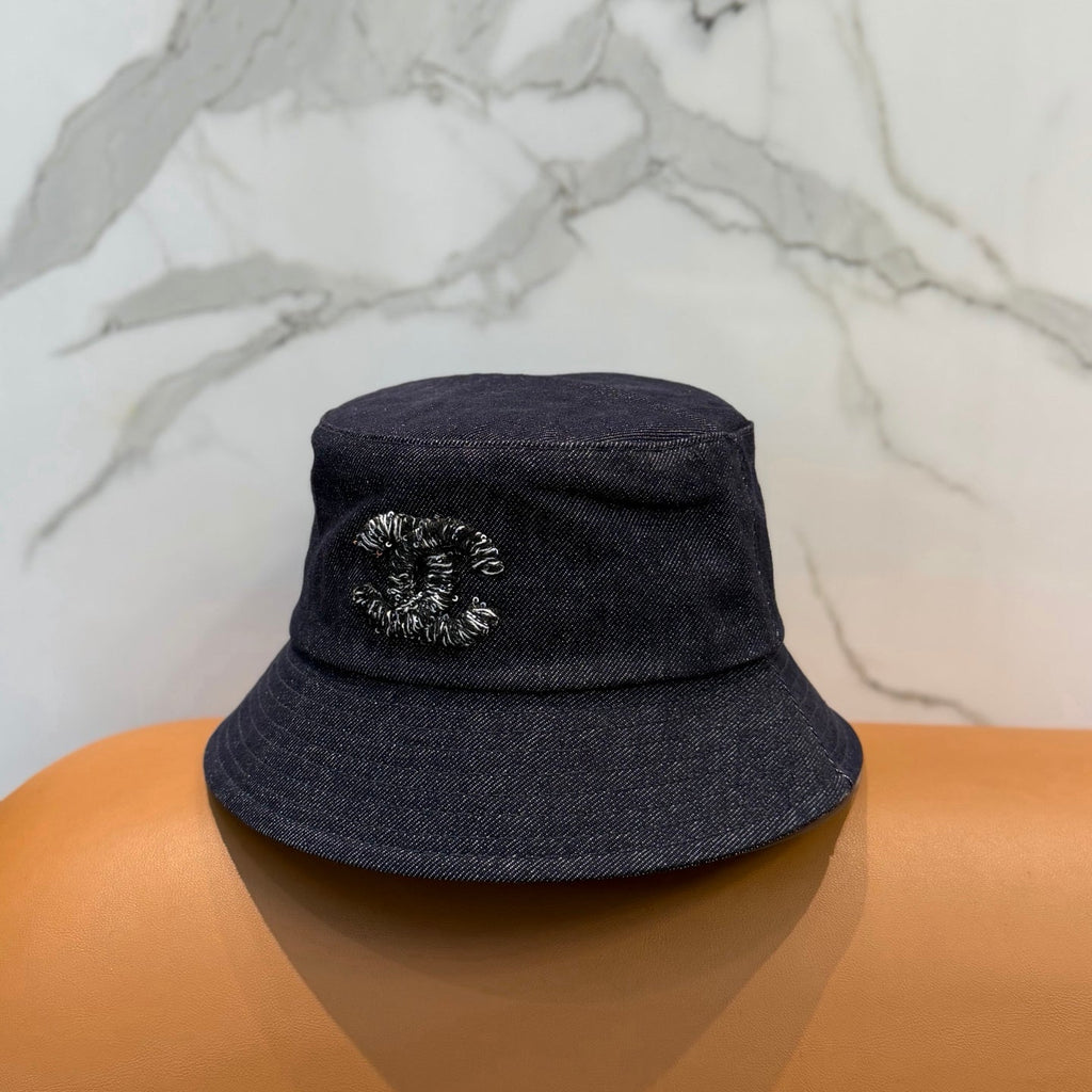Cowboy bucket hat
