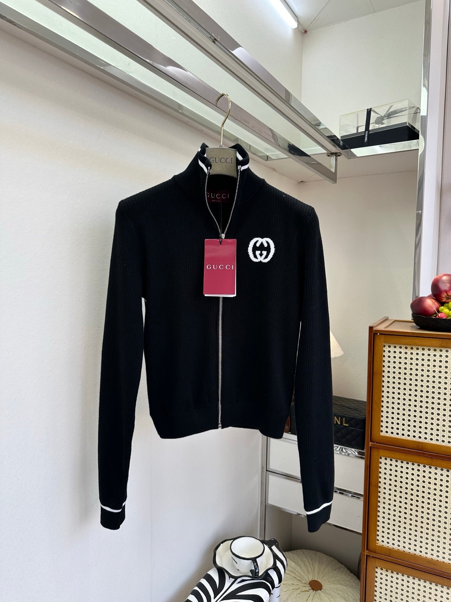 26NEW Classic Stand Collar Black Knit Zip-Up Cardigan