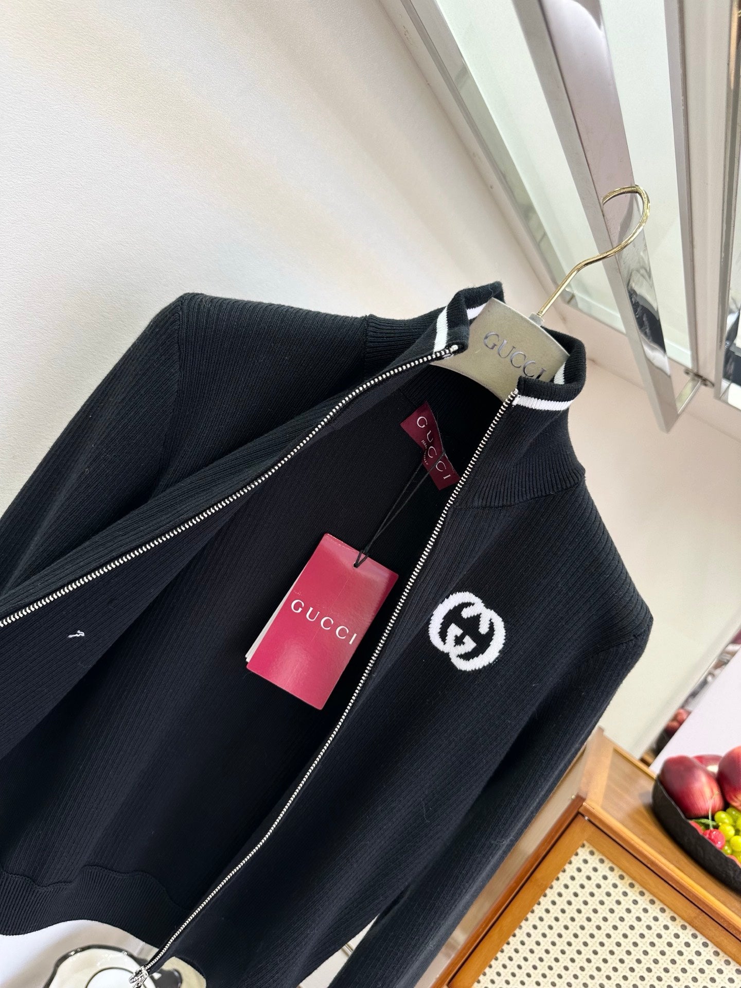 26NEW Classic Stand Collar Black Knit Zip-Up Cardigan