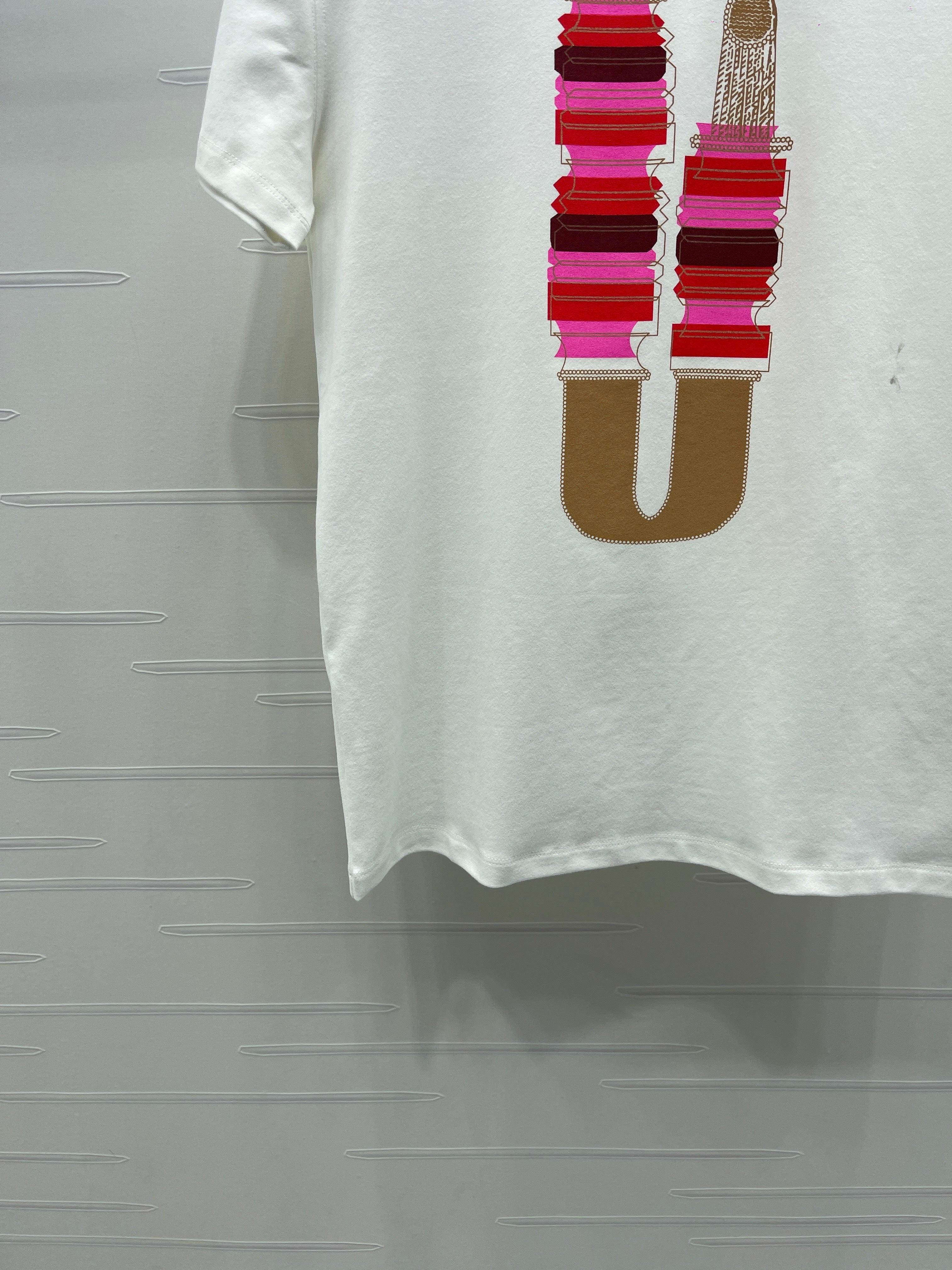 26NEW Early Spring Crew Neck Printed T-Shirt