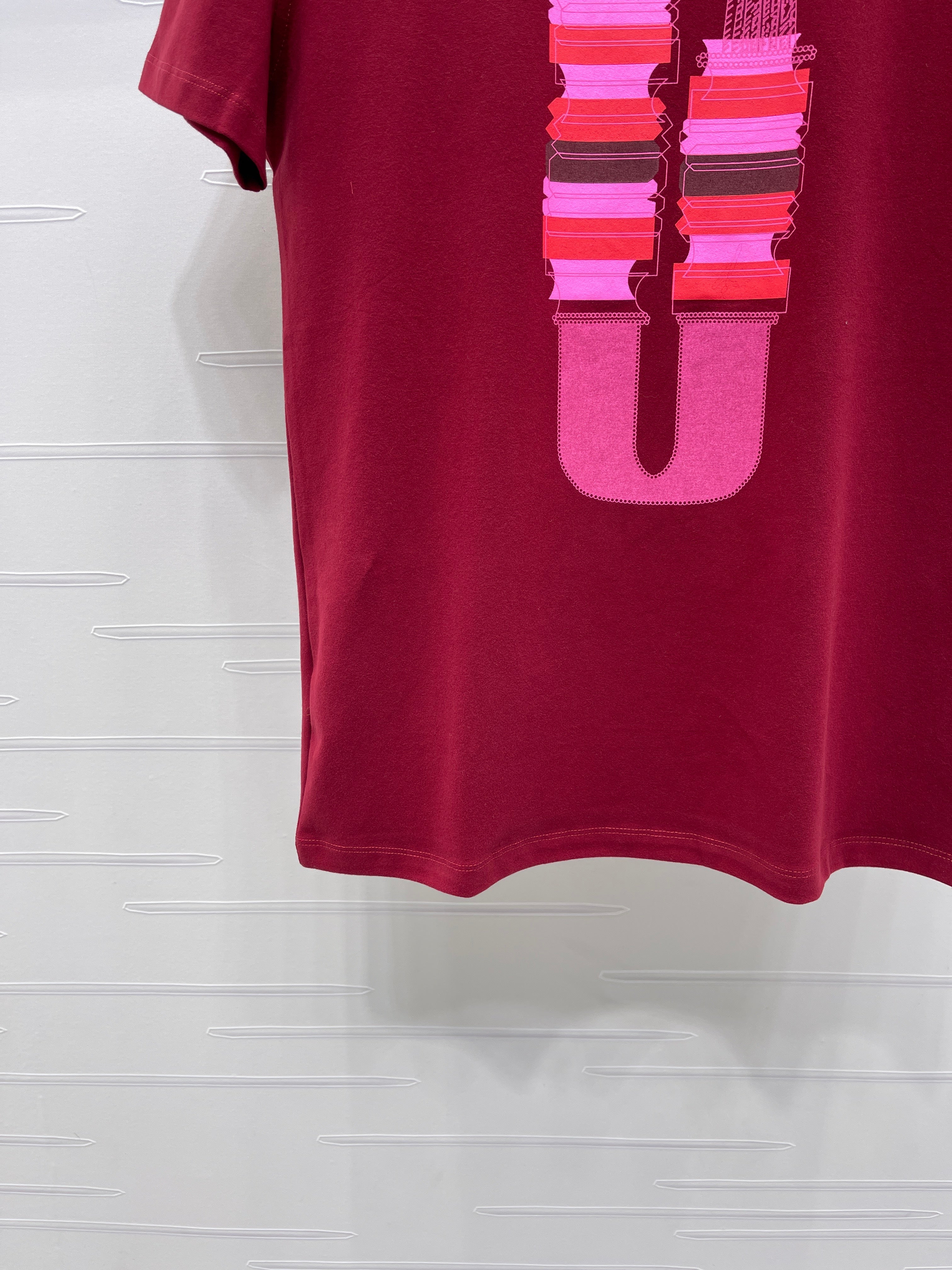 26NEW Early Spring Crew Neck Printed T-Shirt