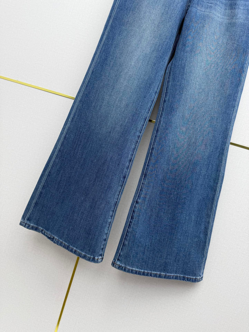 26NEW High-Waisted Flared Jeans