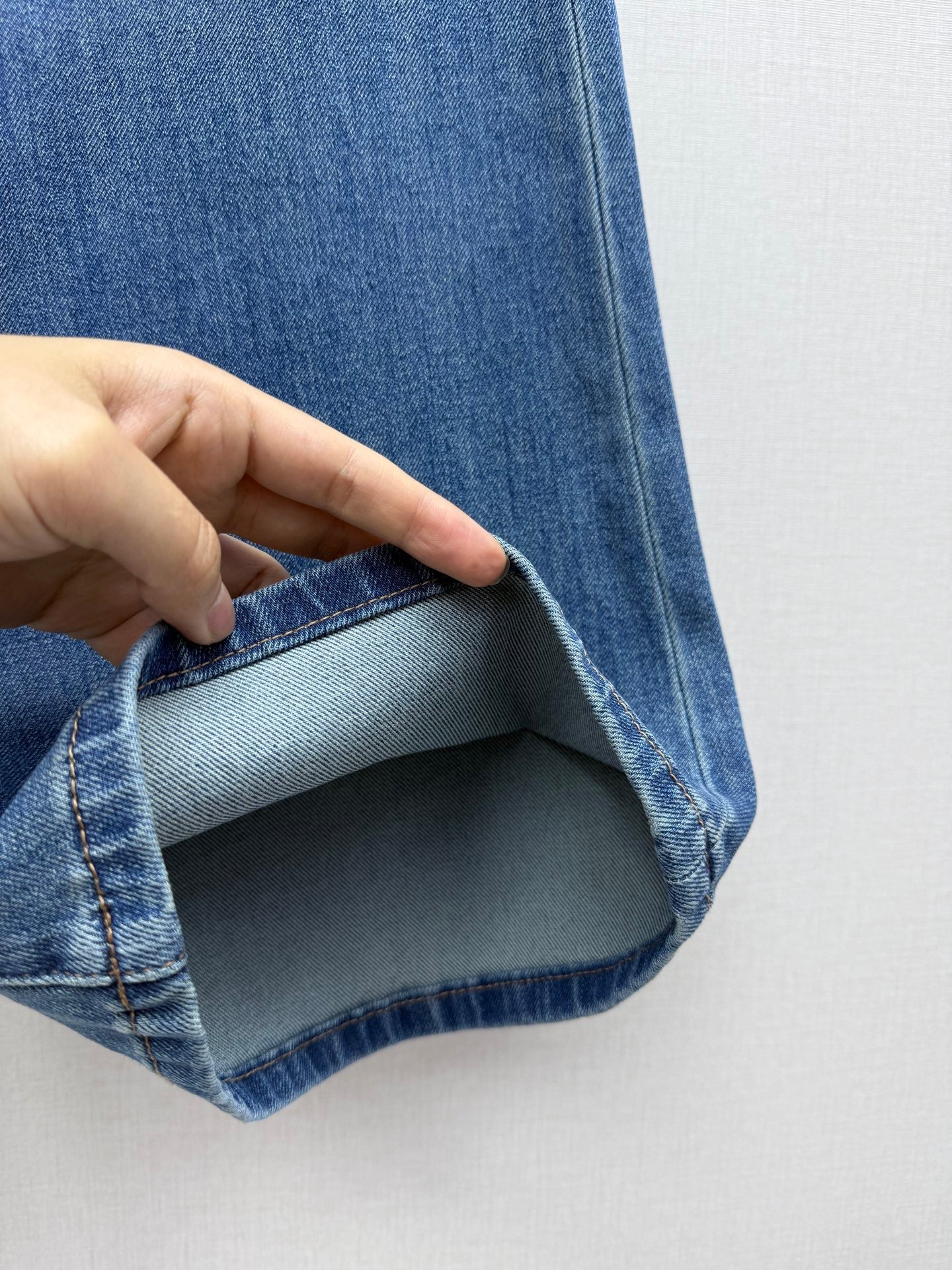 26NEW High-Waisted Flared Jeans