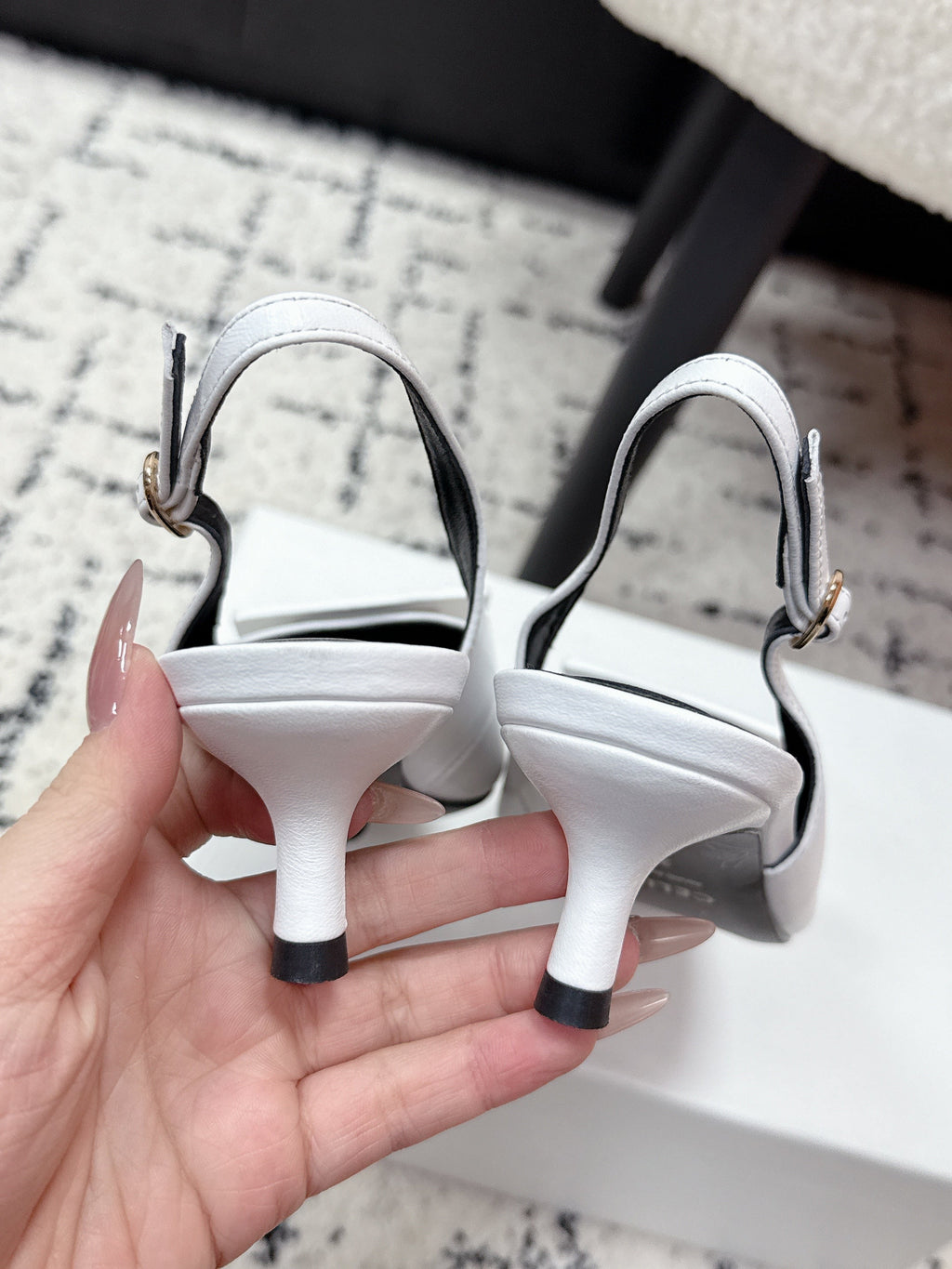 26NEW's signature open-toe buckle high heels