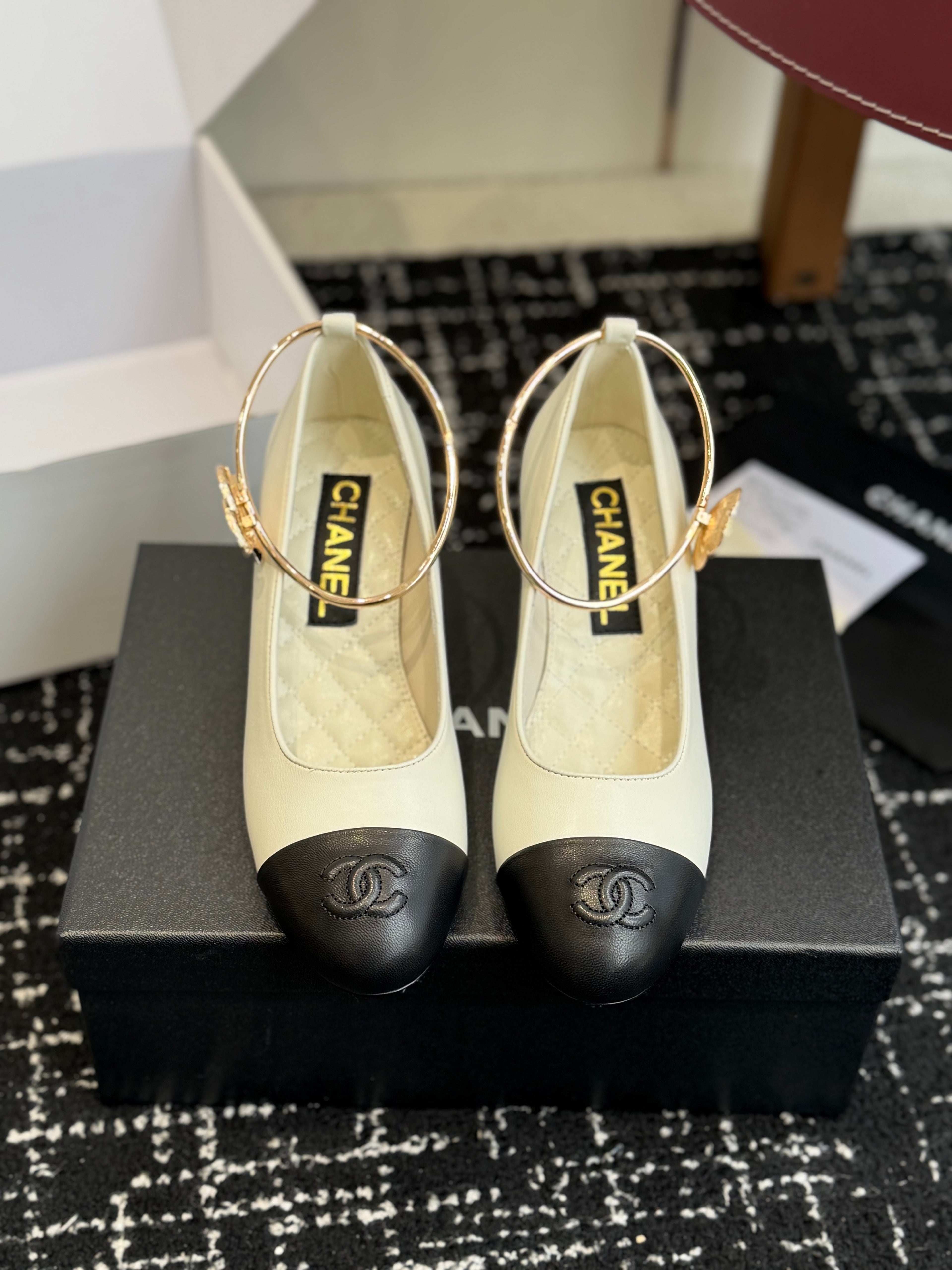 26NEW Spring/Summer Mary Jane Shoes with Large Pearl Heels