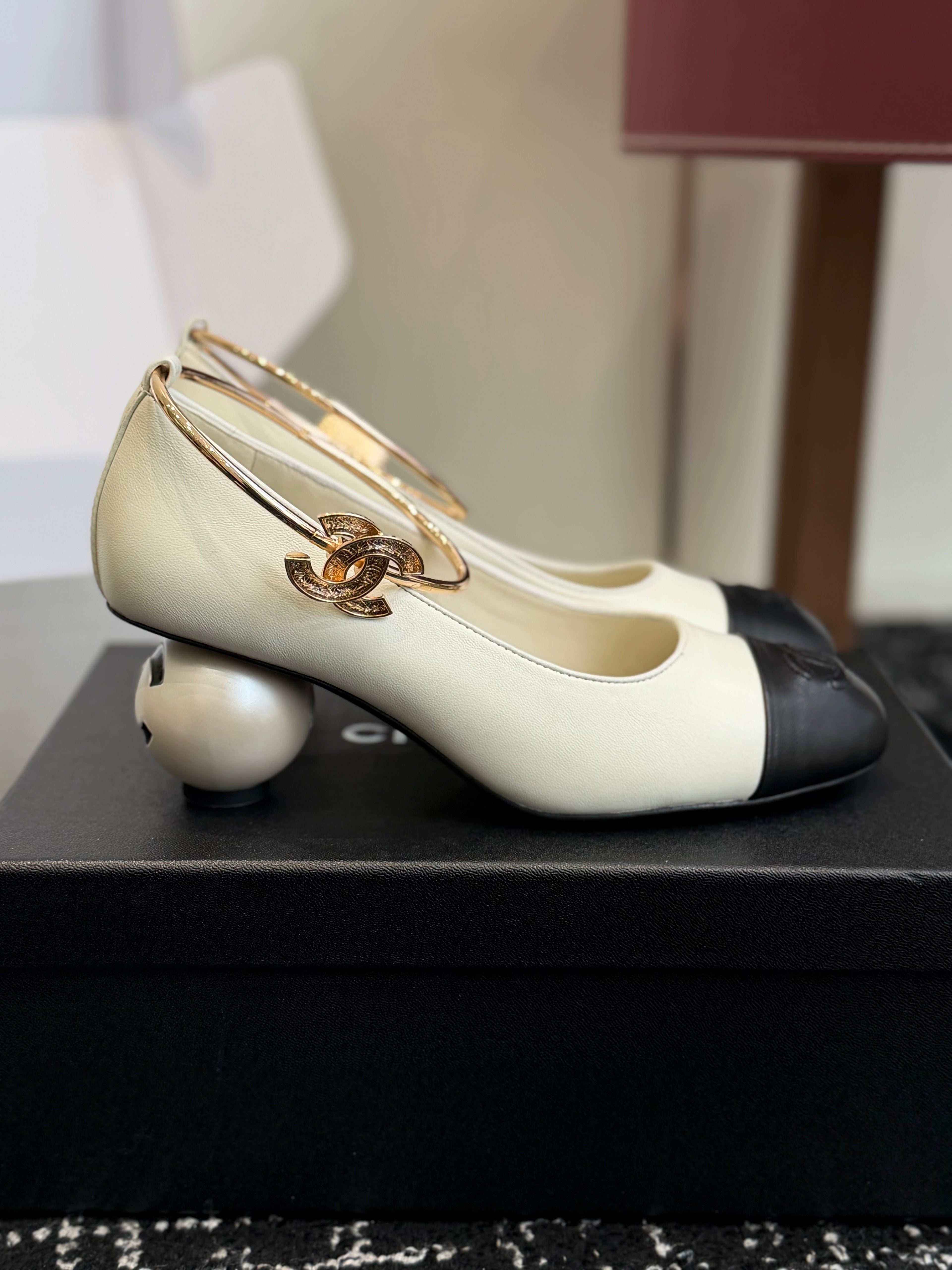 26NEW Spring/Summer Mary Jane Shoes with Large Pearl Heels