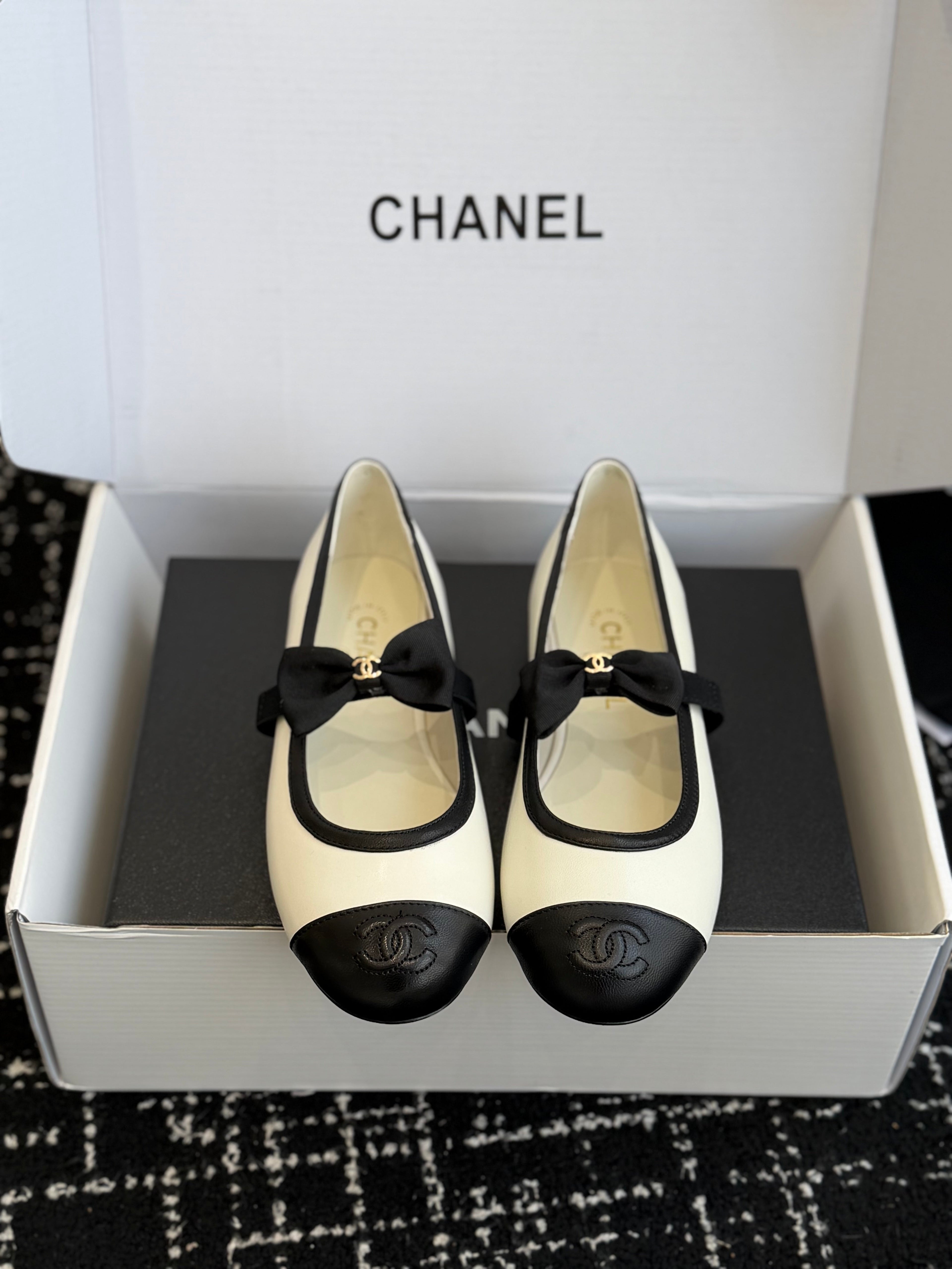 26NEW Spring/Summer runway Mary Jane shoes