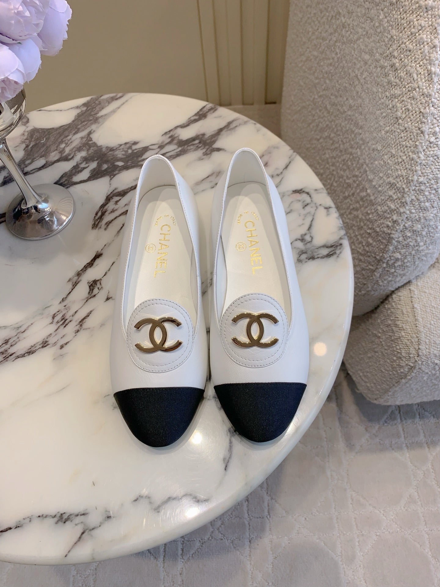 26NEW flat loafers