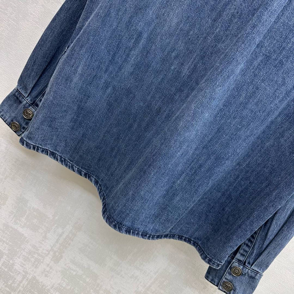 26NEW Letter Logo Denim Shirt