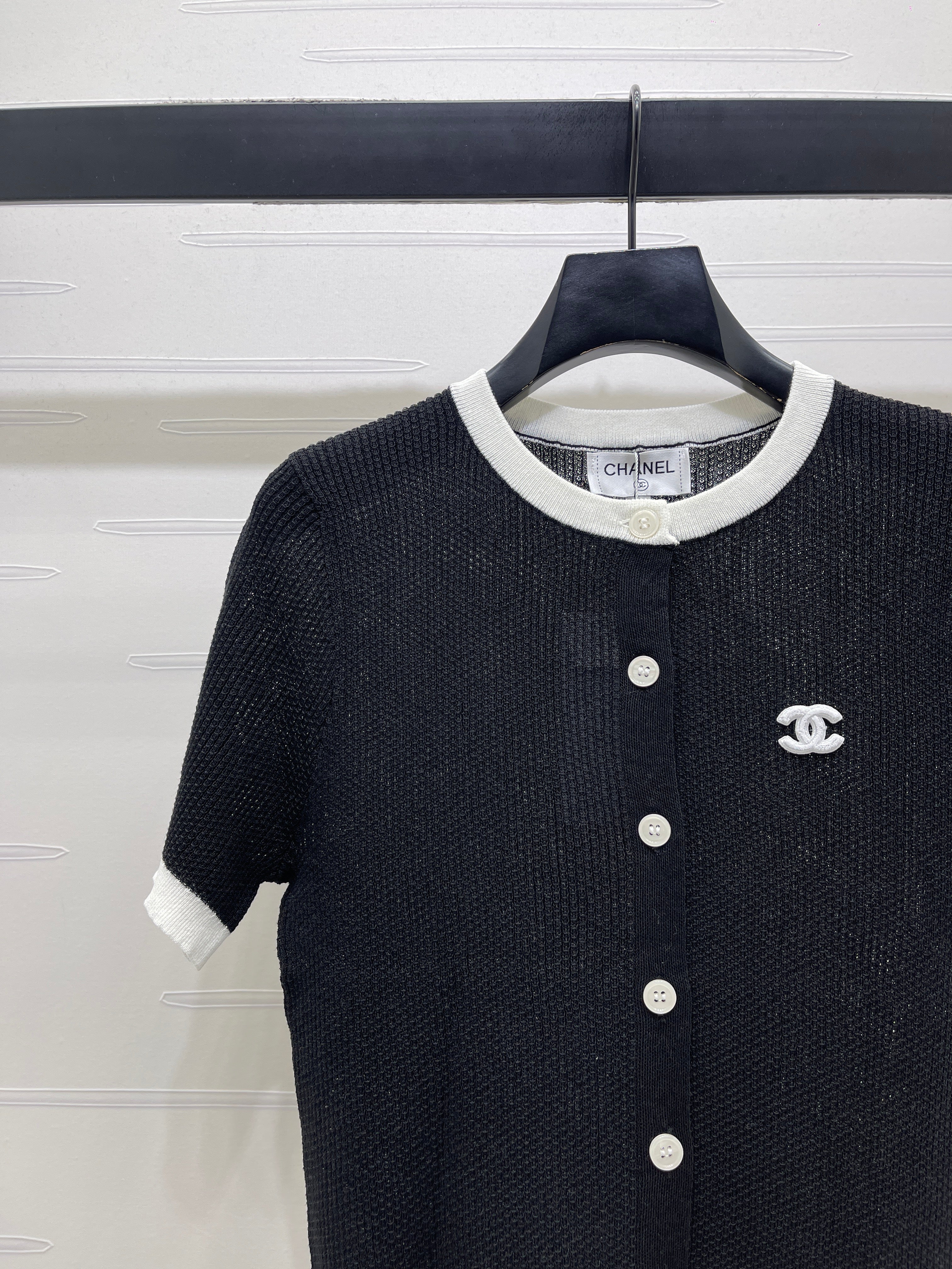 26NEW Color Block Crew Neck Knit Short-Sleeve