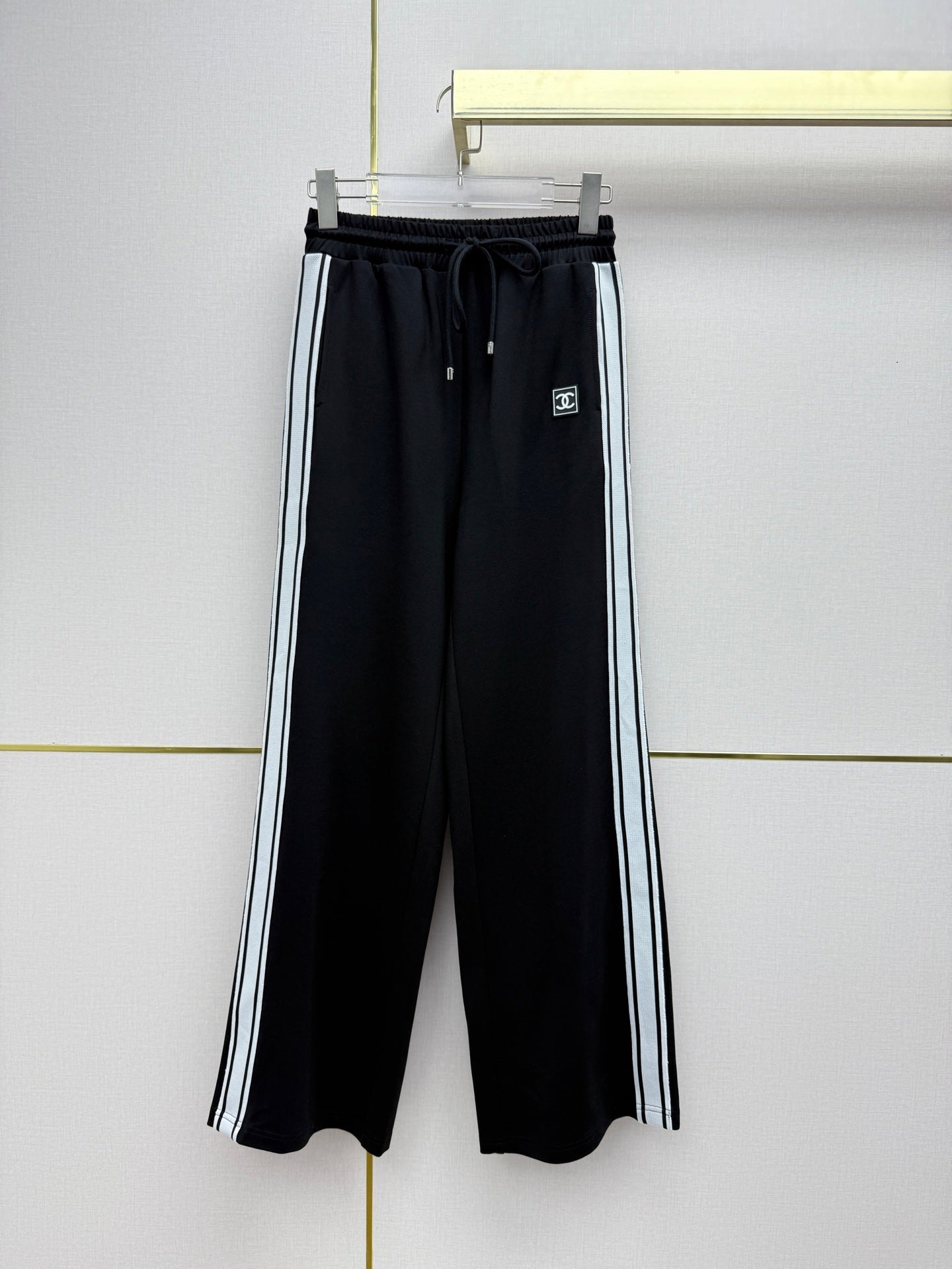 26NEW Color Block Tracksuit