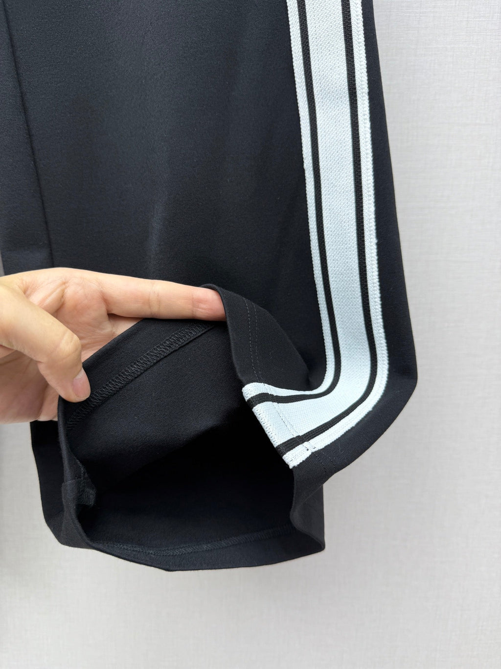 26NEW Color Block Tracksuit