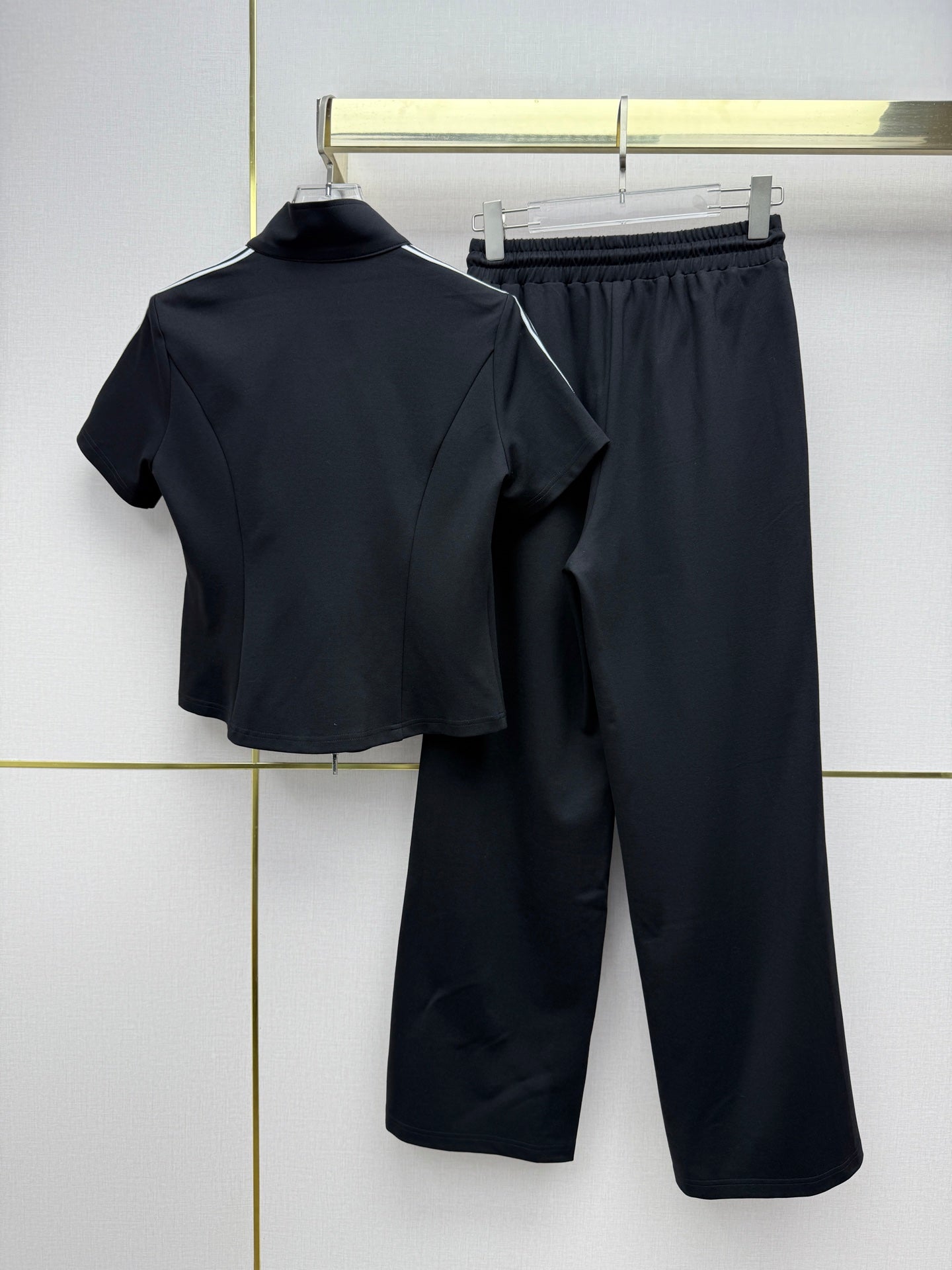 26NEW Color Block Tracksuit