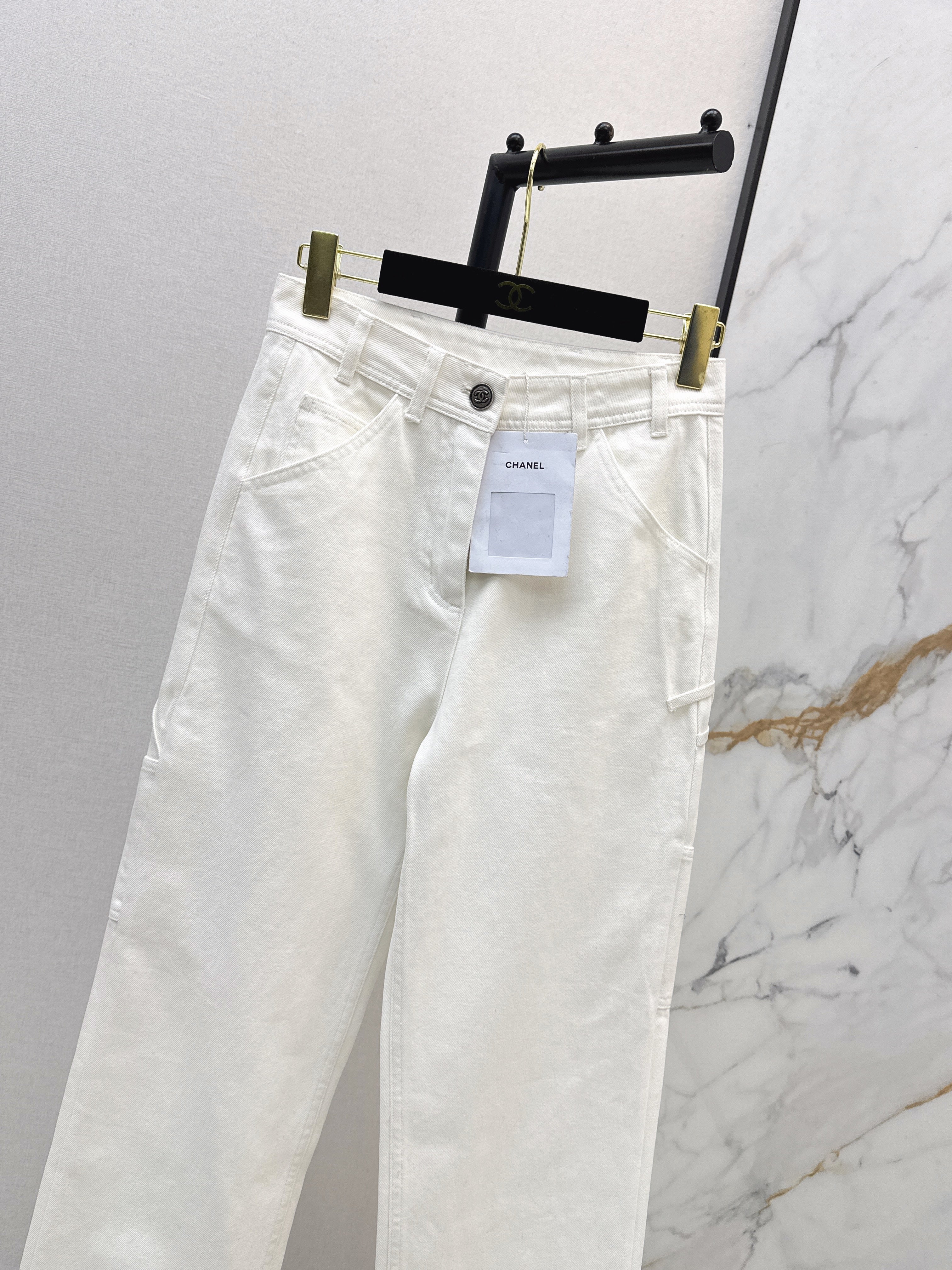 26NEW Hot Selling Jeans