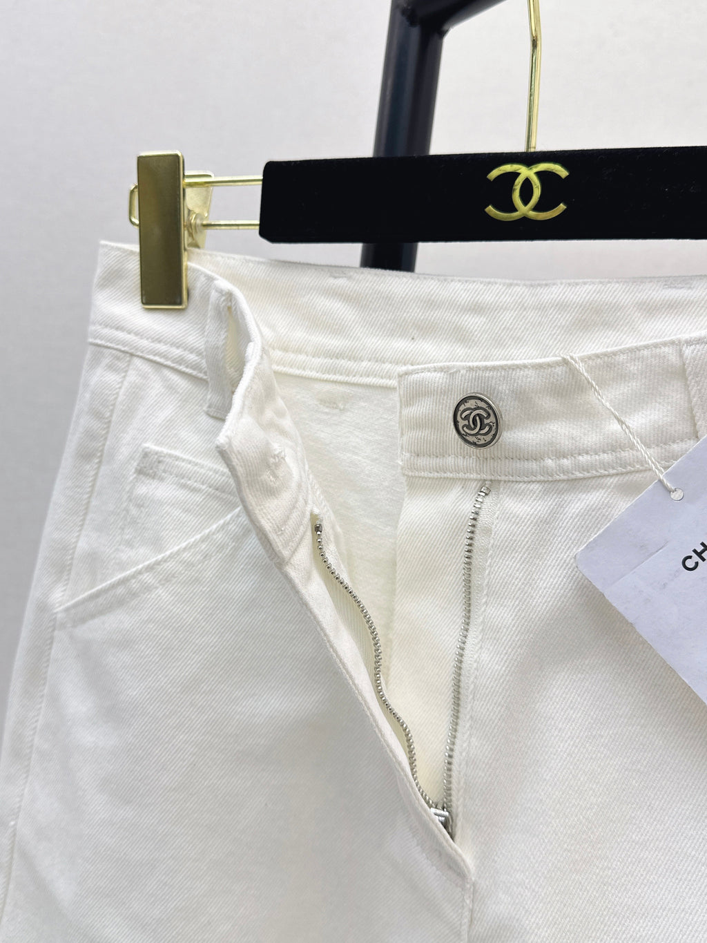 26NEW Hot Selling Jeans