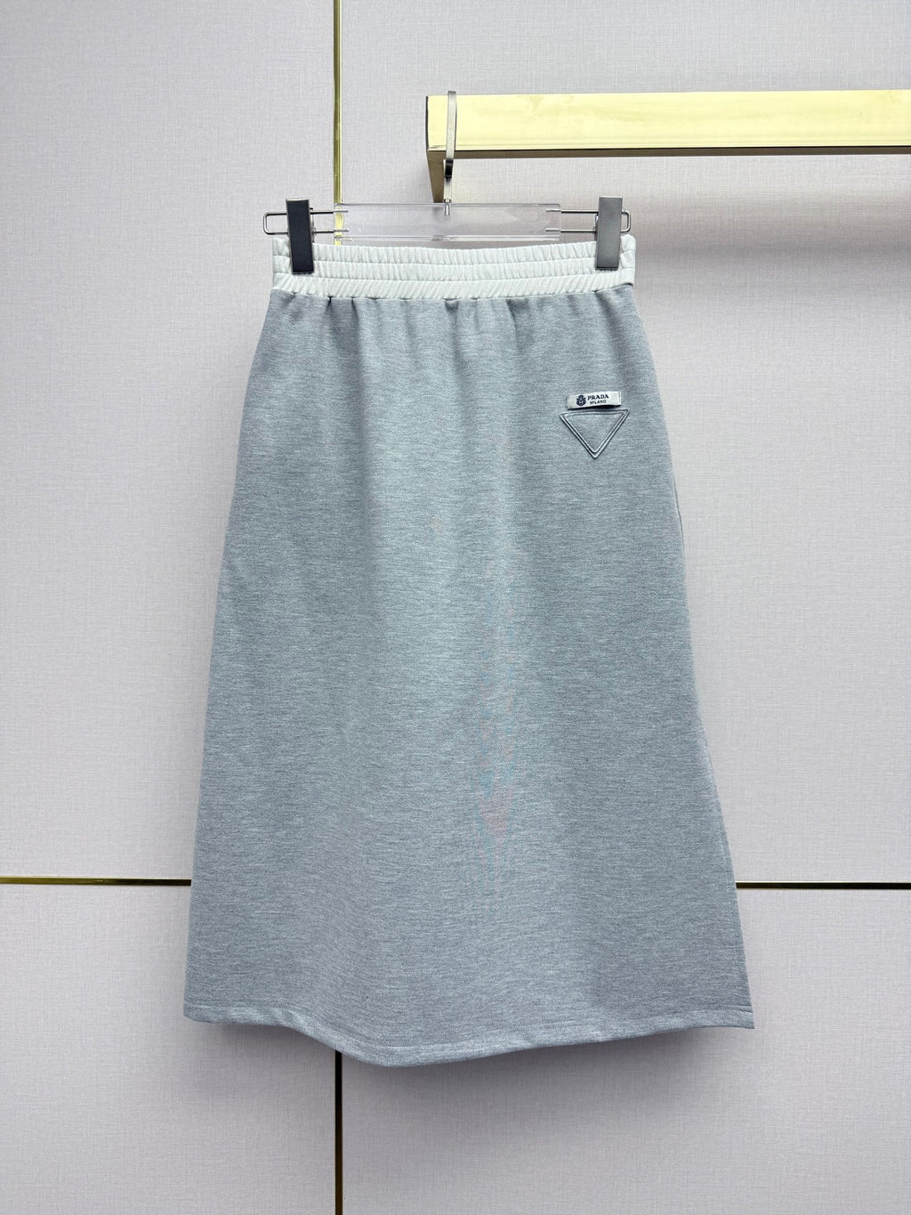 26NEW Short-sleeved T-shirt + Skirt Set