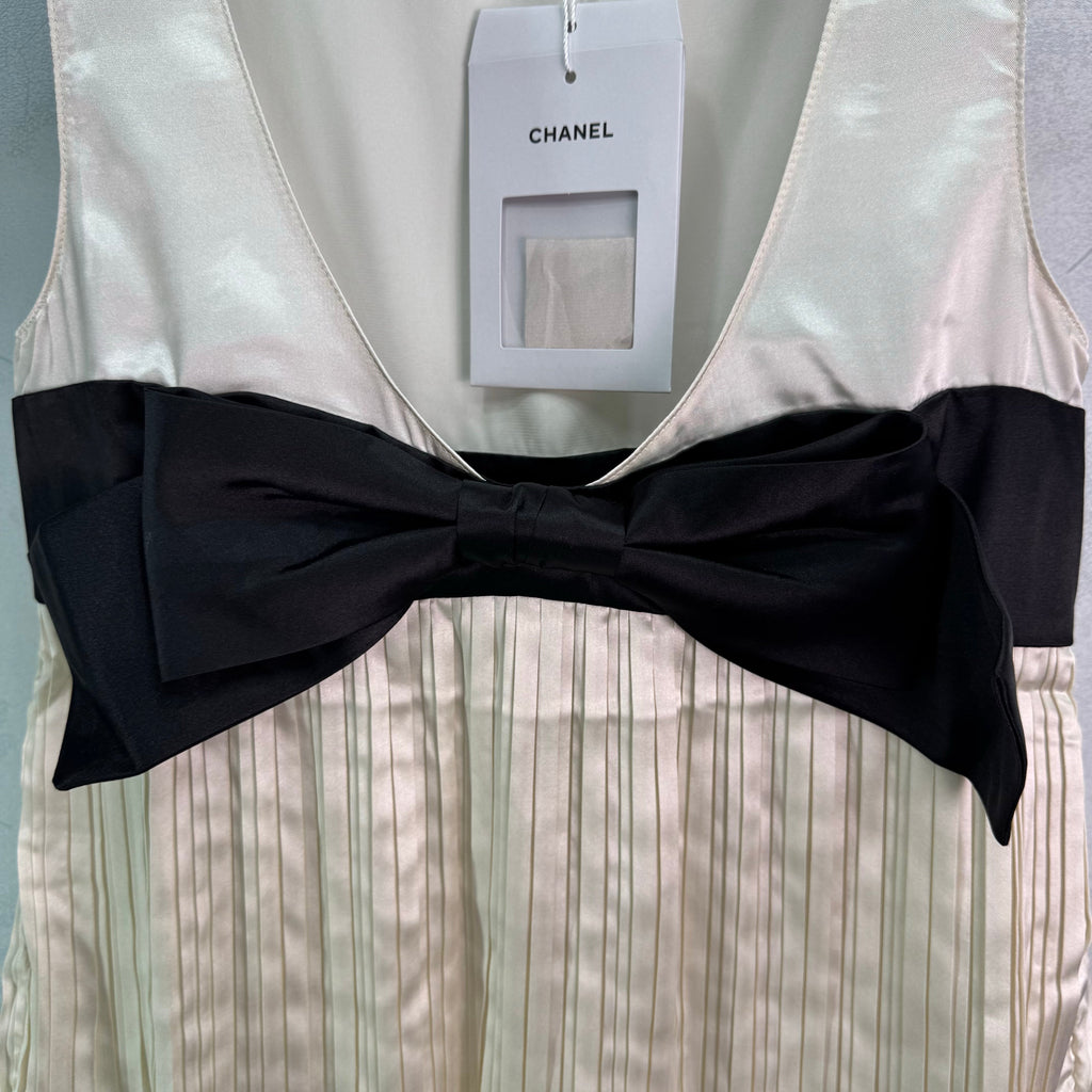 26NEW Spring/Summer Silk Vest
