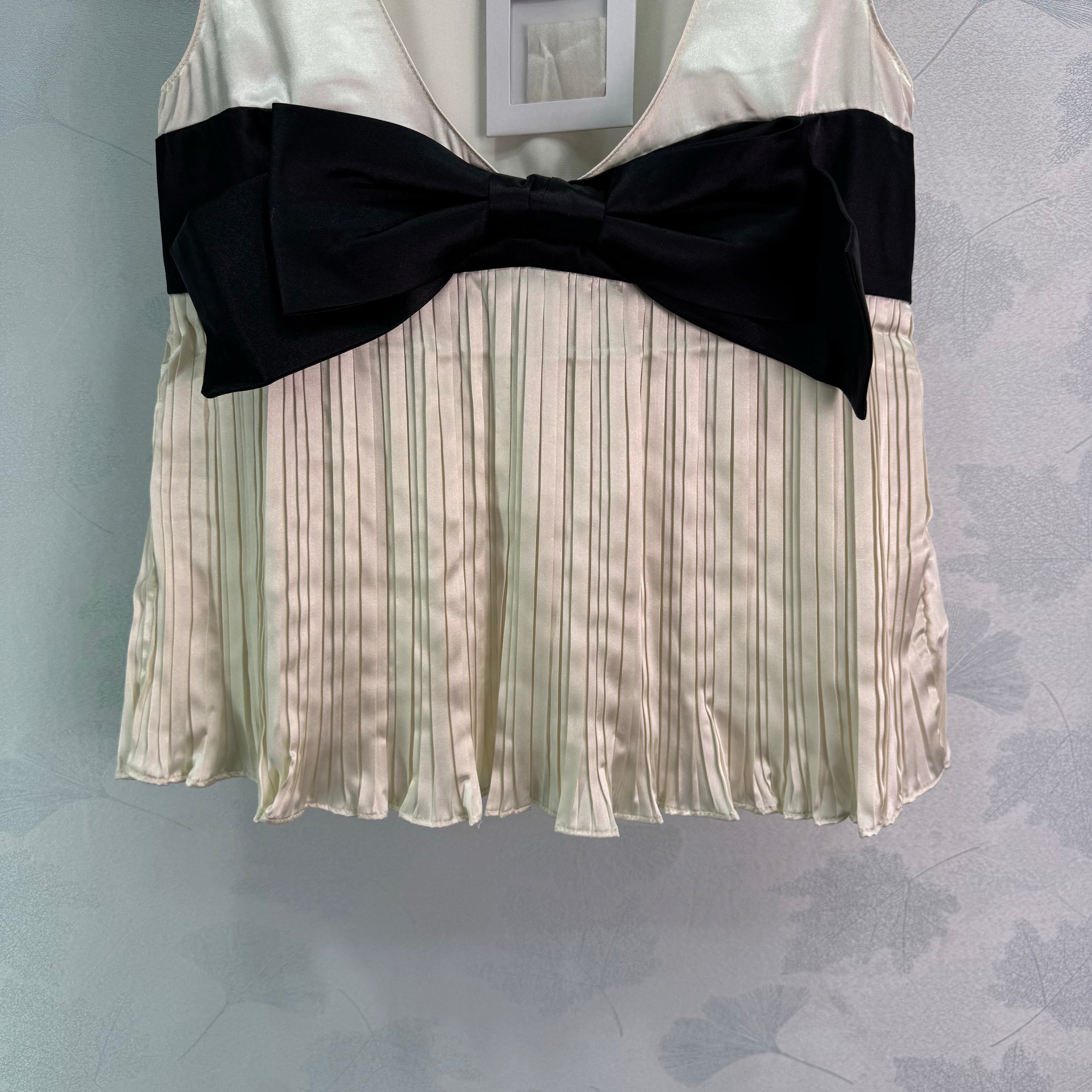 26NEW Spring/Summer Silk Vest