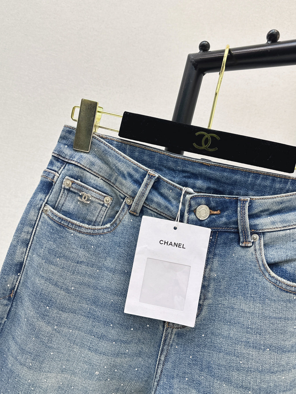 26NEW Double-sided Rhinestone Flared Jeans
