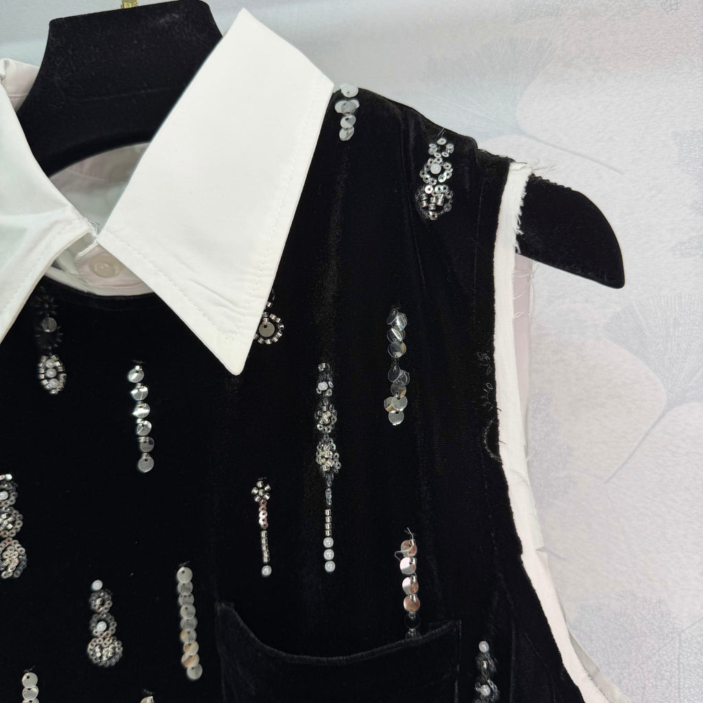 26NEW Velvet Beaded Dress