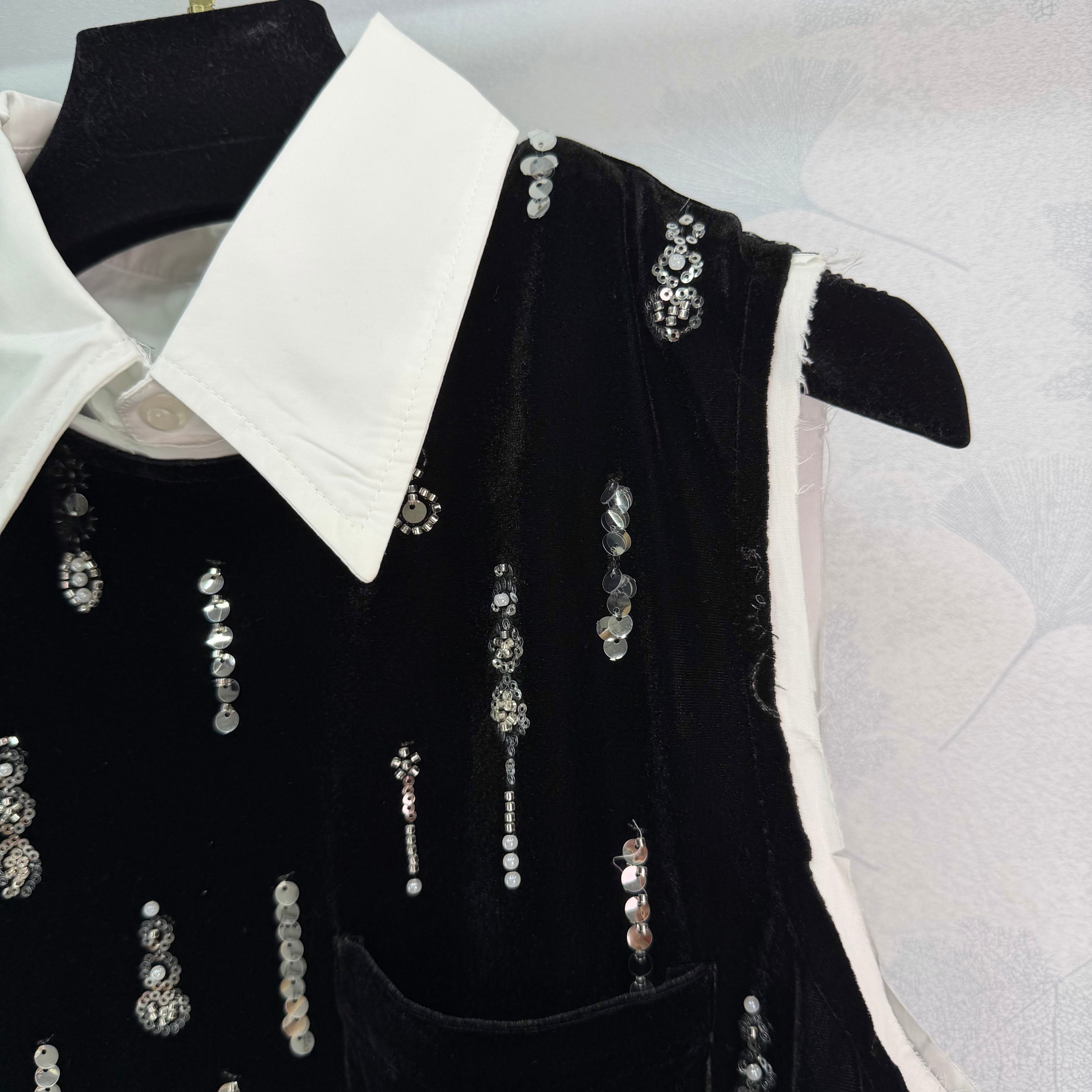 26NEW Velvet Beaded Dress