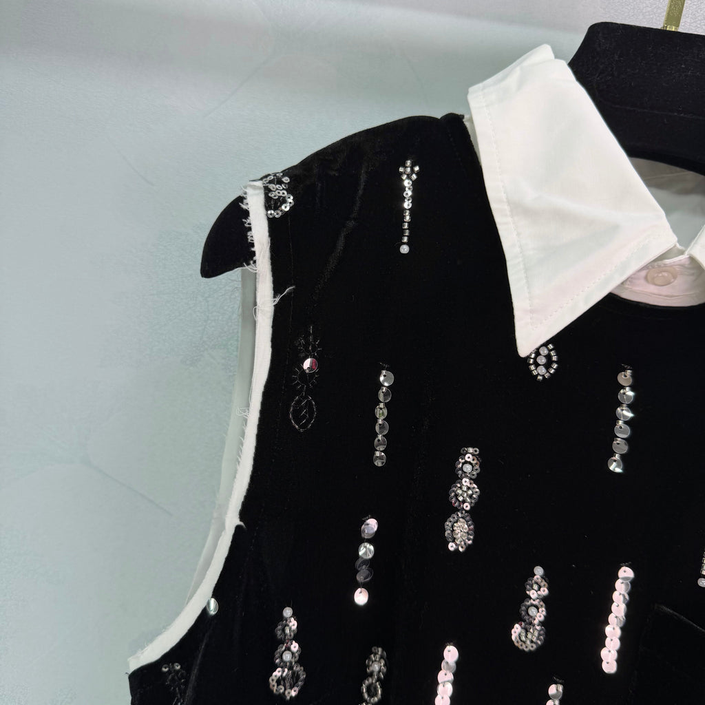 26NEW Velvet Beaded Dress
